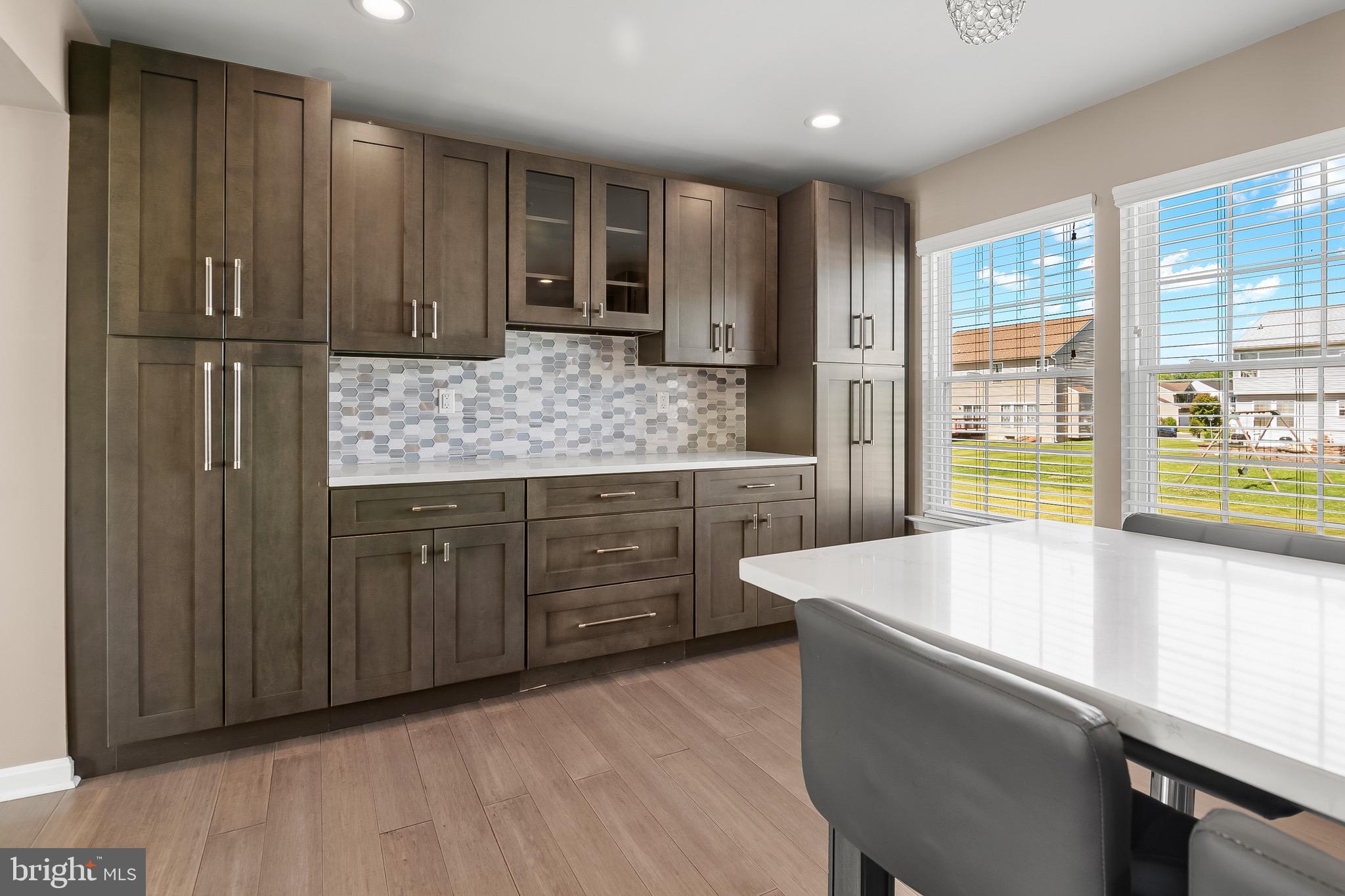 WALNUT POINT - Residential
