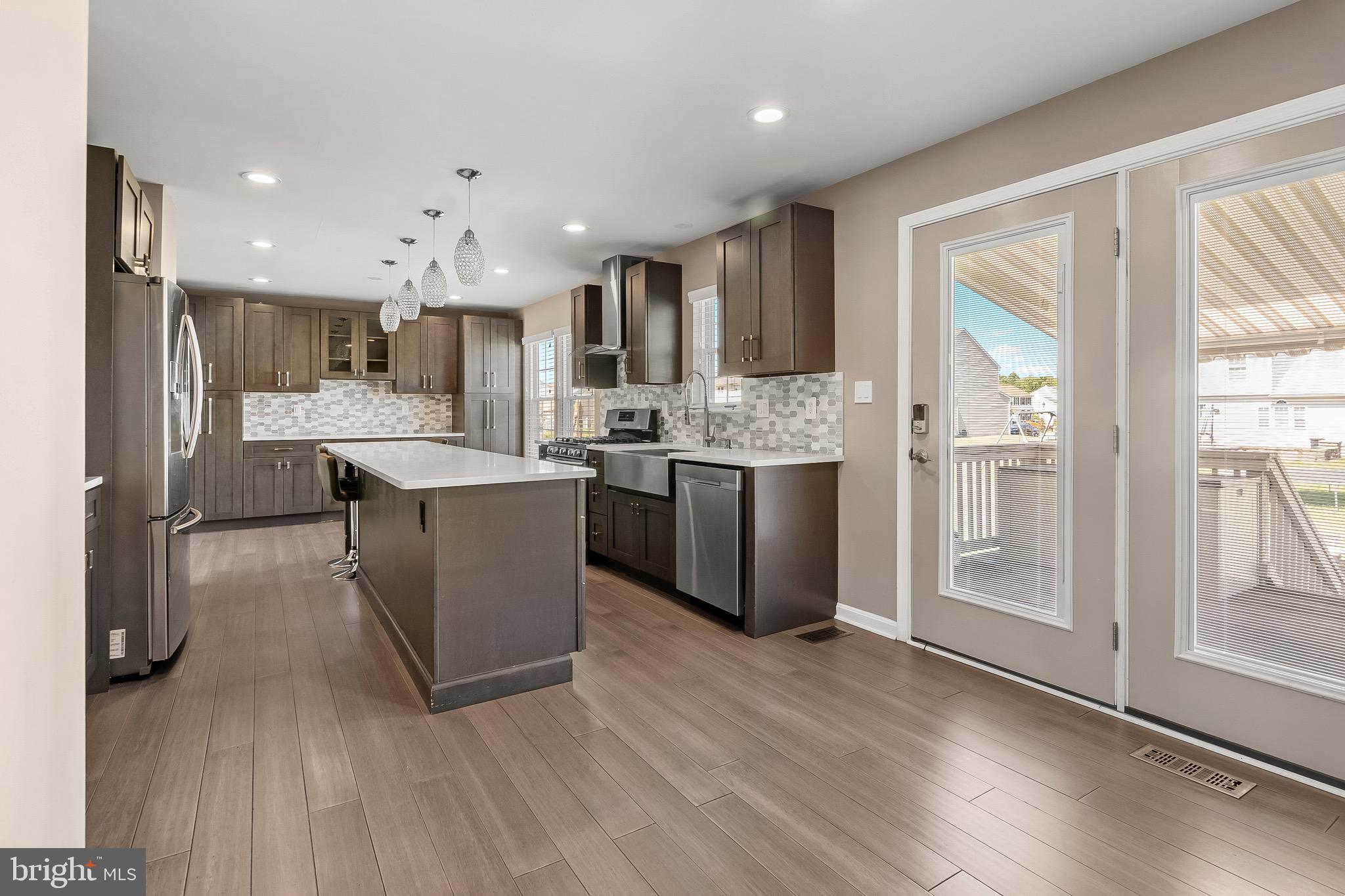 WALNUT POINT - Residential