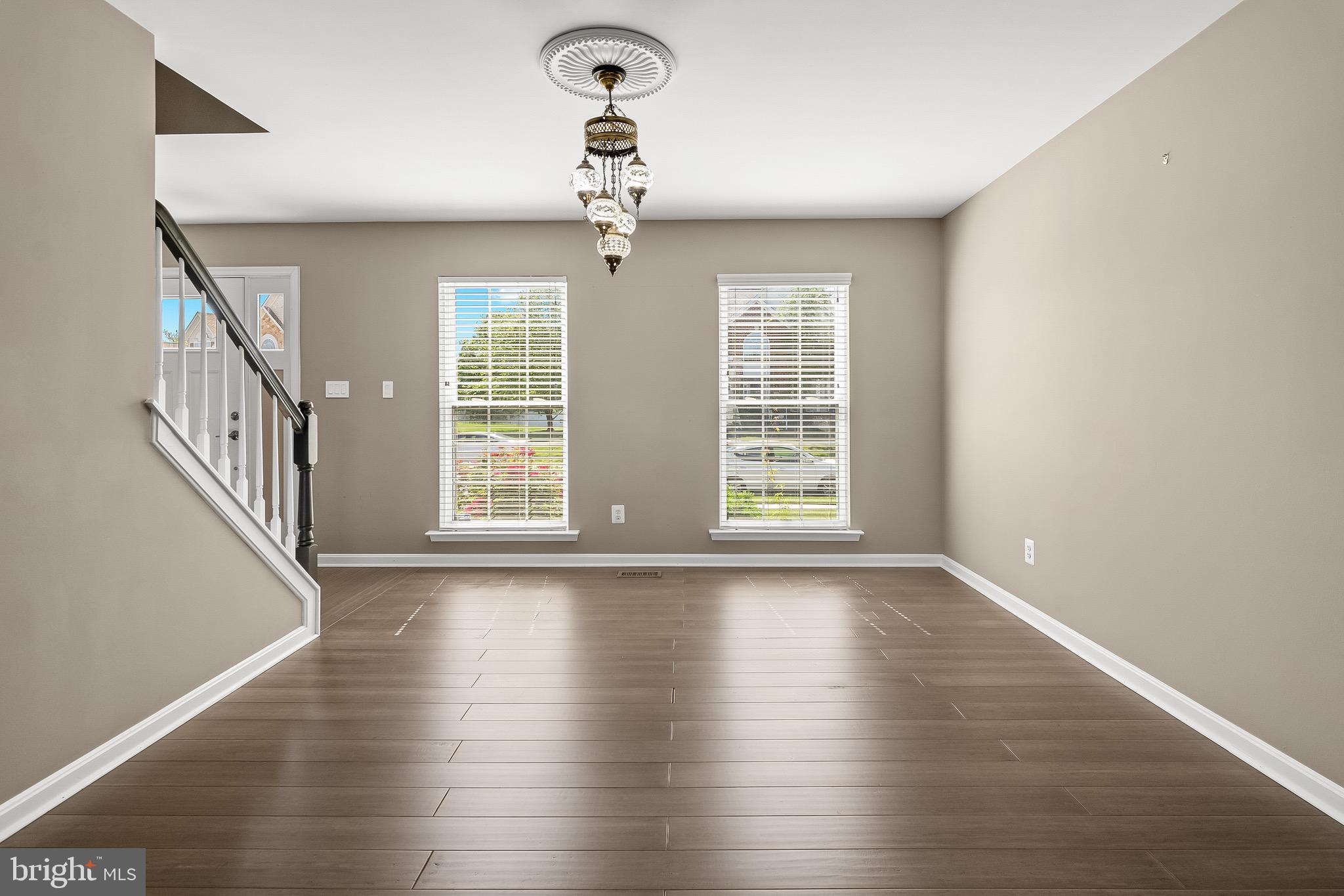 WALNUT POINT - Residential