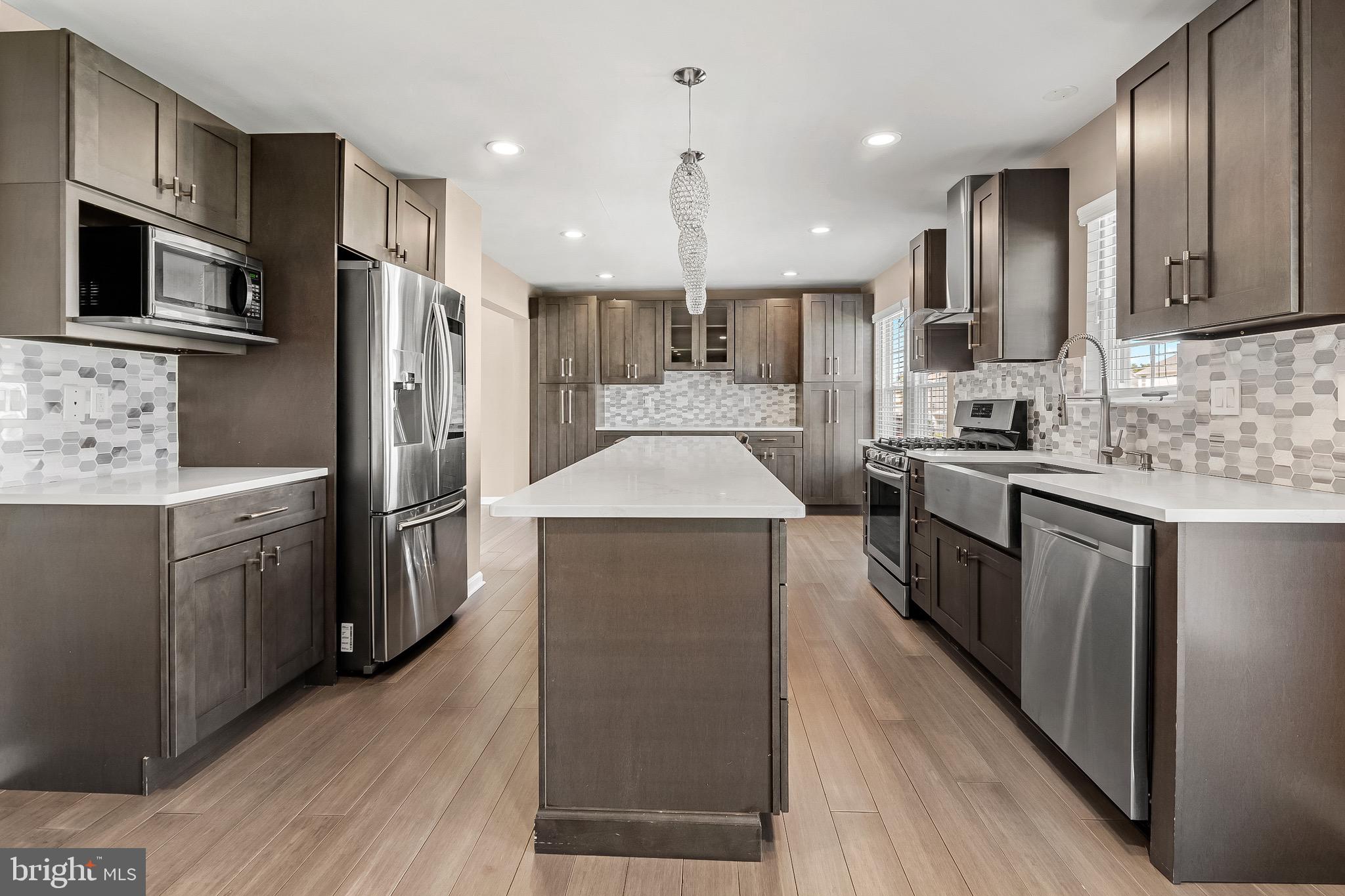 WALNUT POINT - Residential