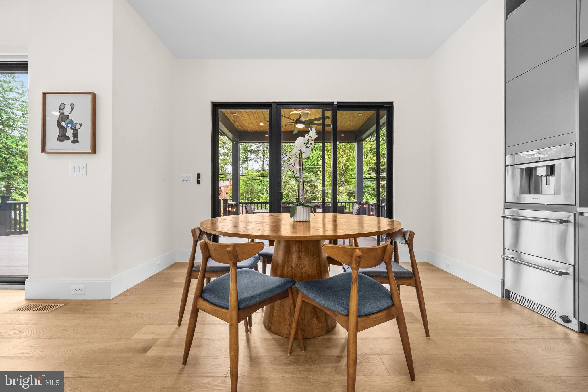 VIENNA WOODS - Residential
