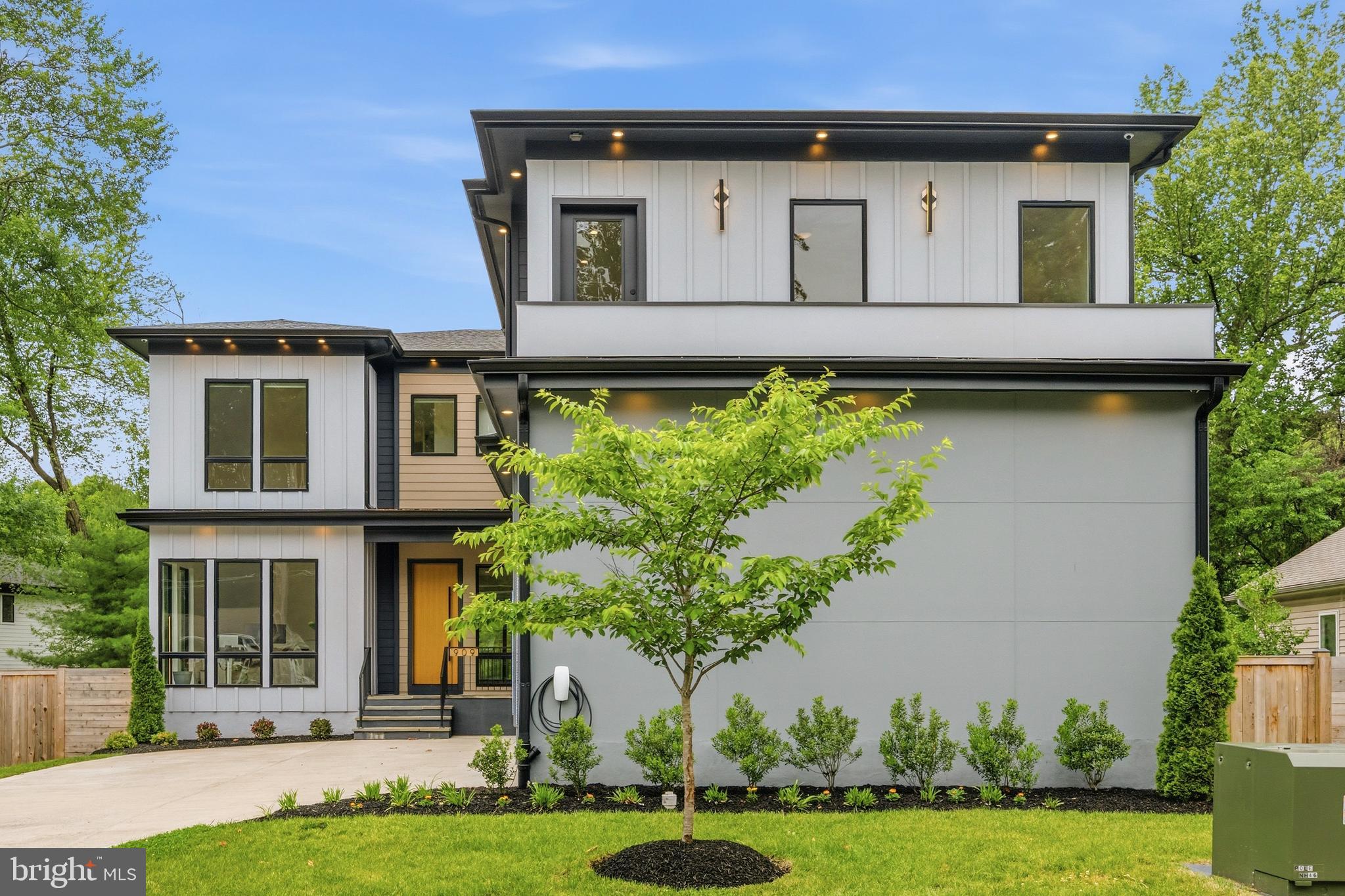 VIENNA WOODS - Residential