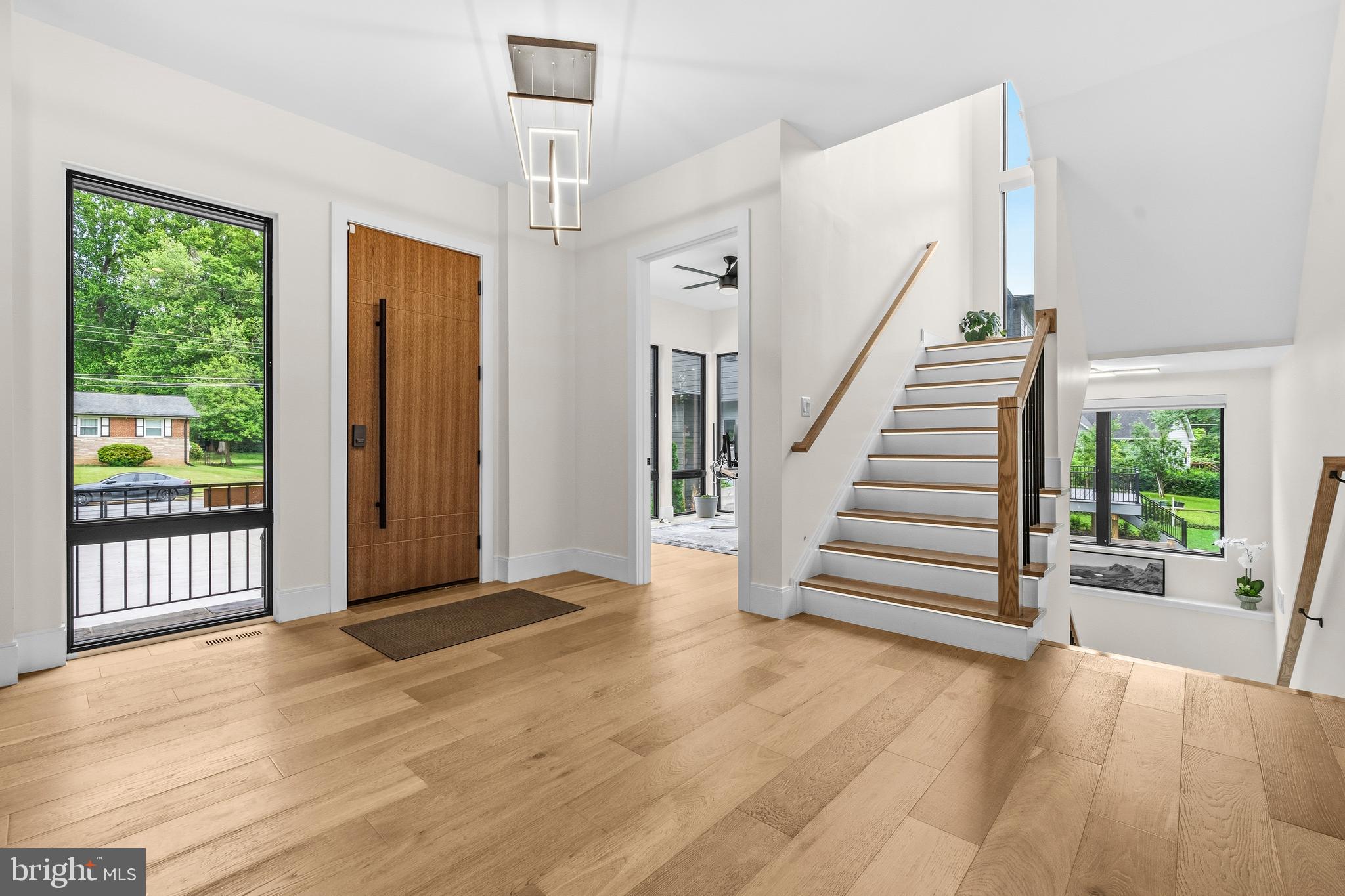 VIENNA WOODS - Residential