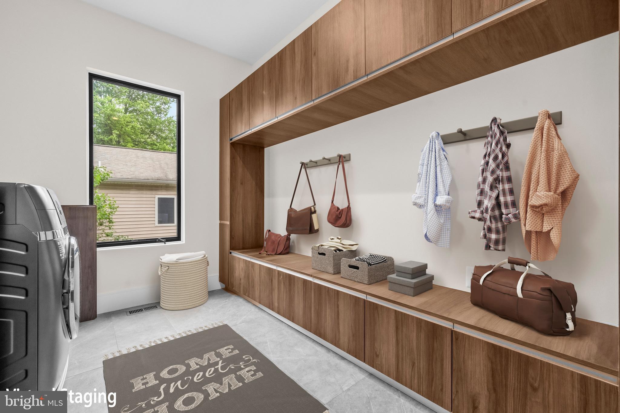 VIENNA WOODS - Residential