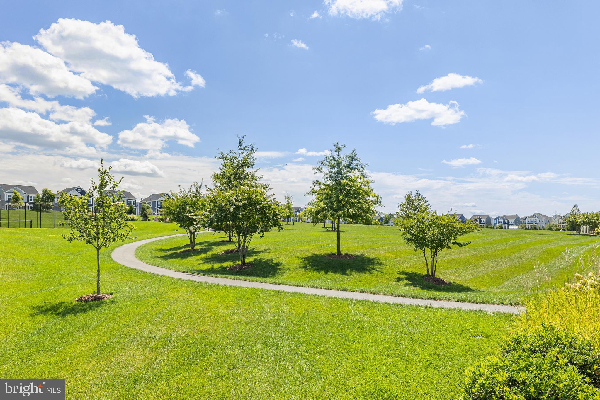 MEADOWBROOK - Residential