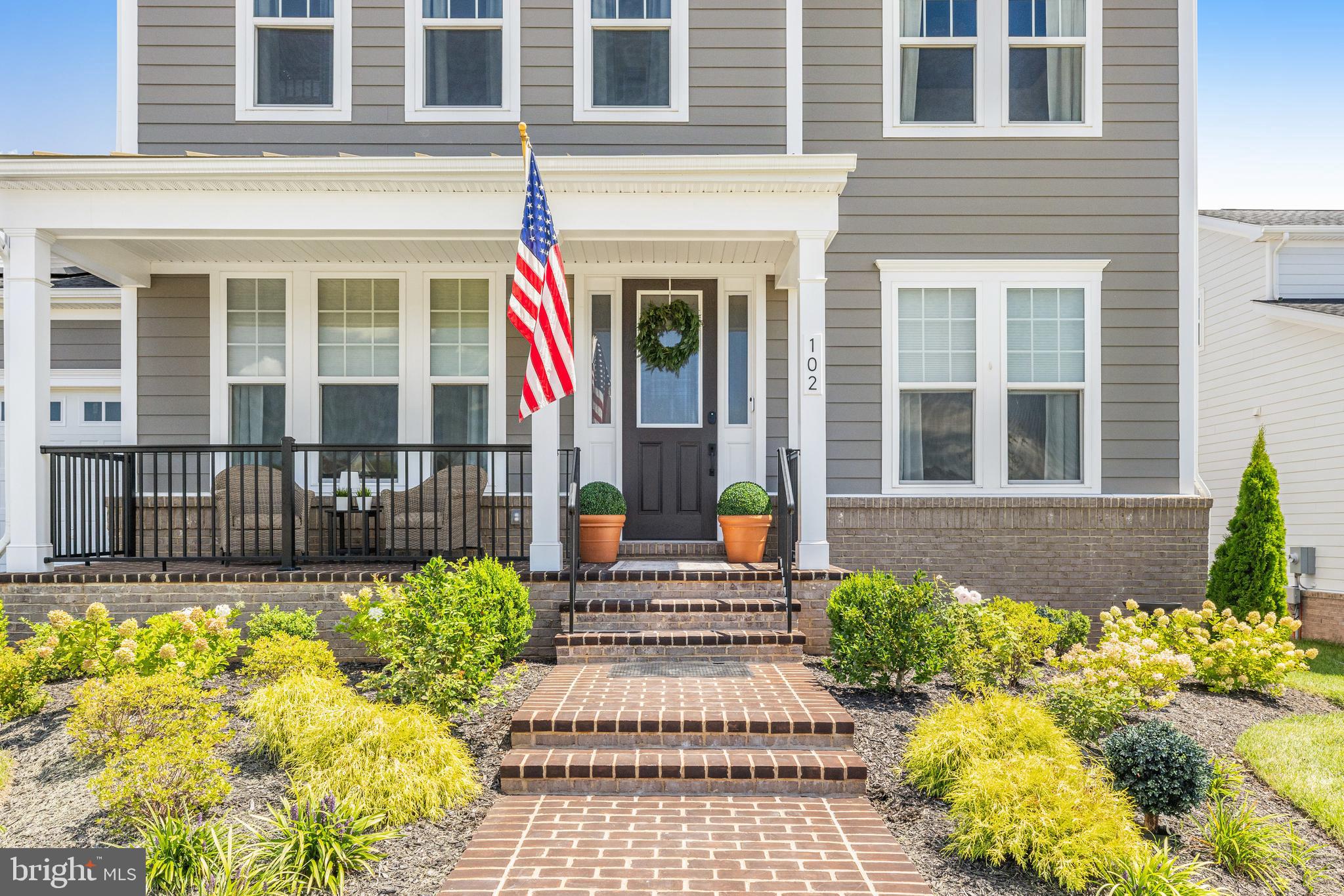MEADOWBROOK - Residential