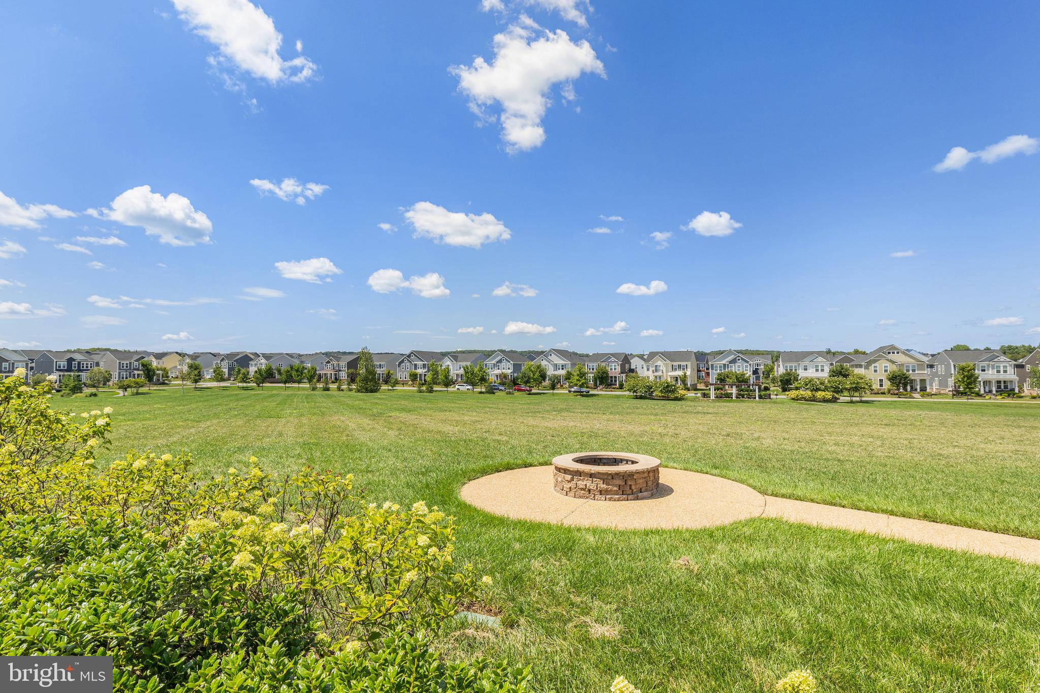 MEADOWBROOK - Residential