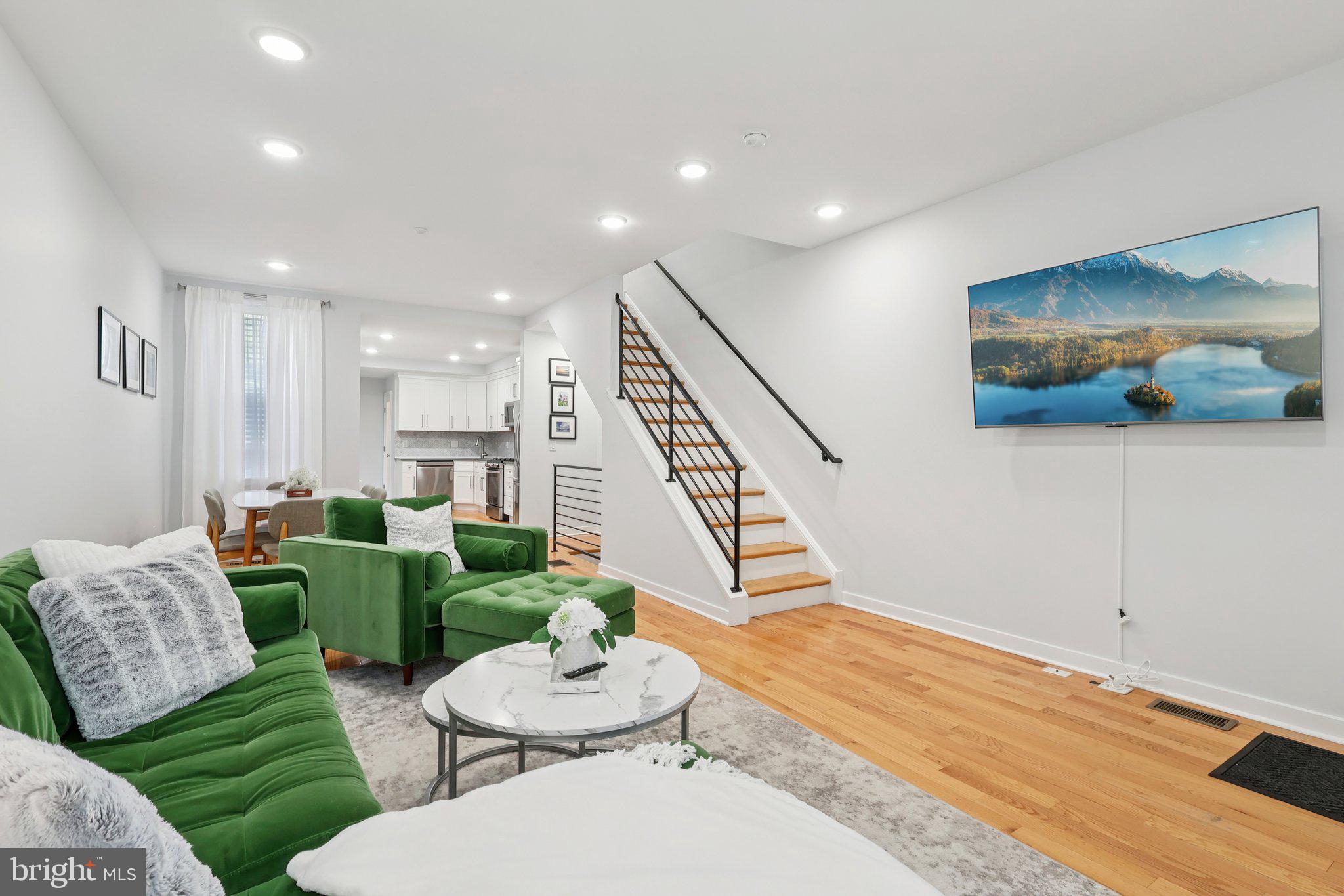 ART MUSEUM AREA - Residential