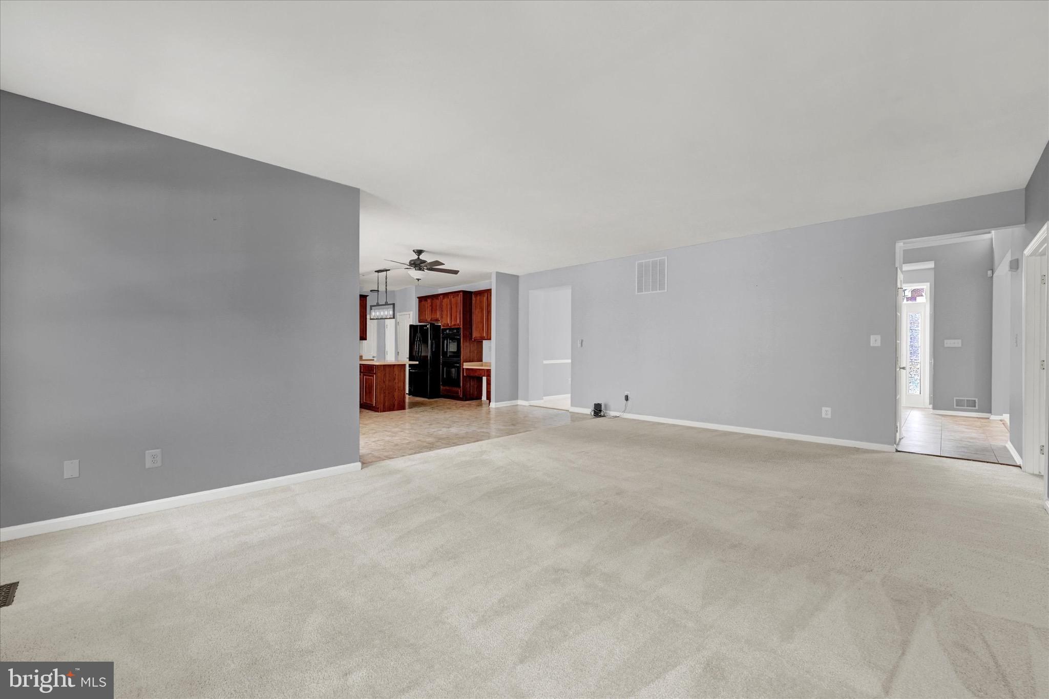 EAST VALLEY OAKS - Residential