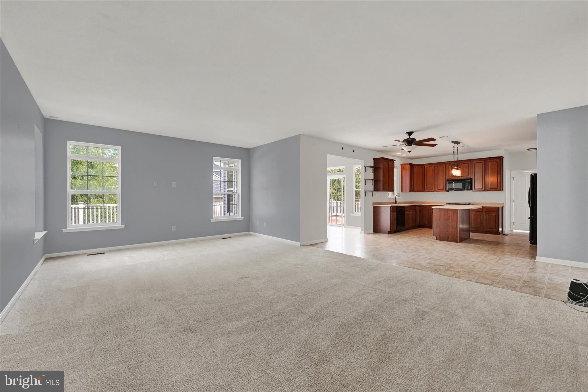 EAST VALLEY OAKS - Residential
