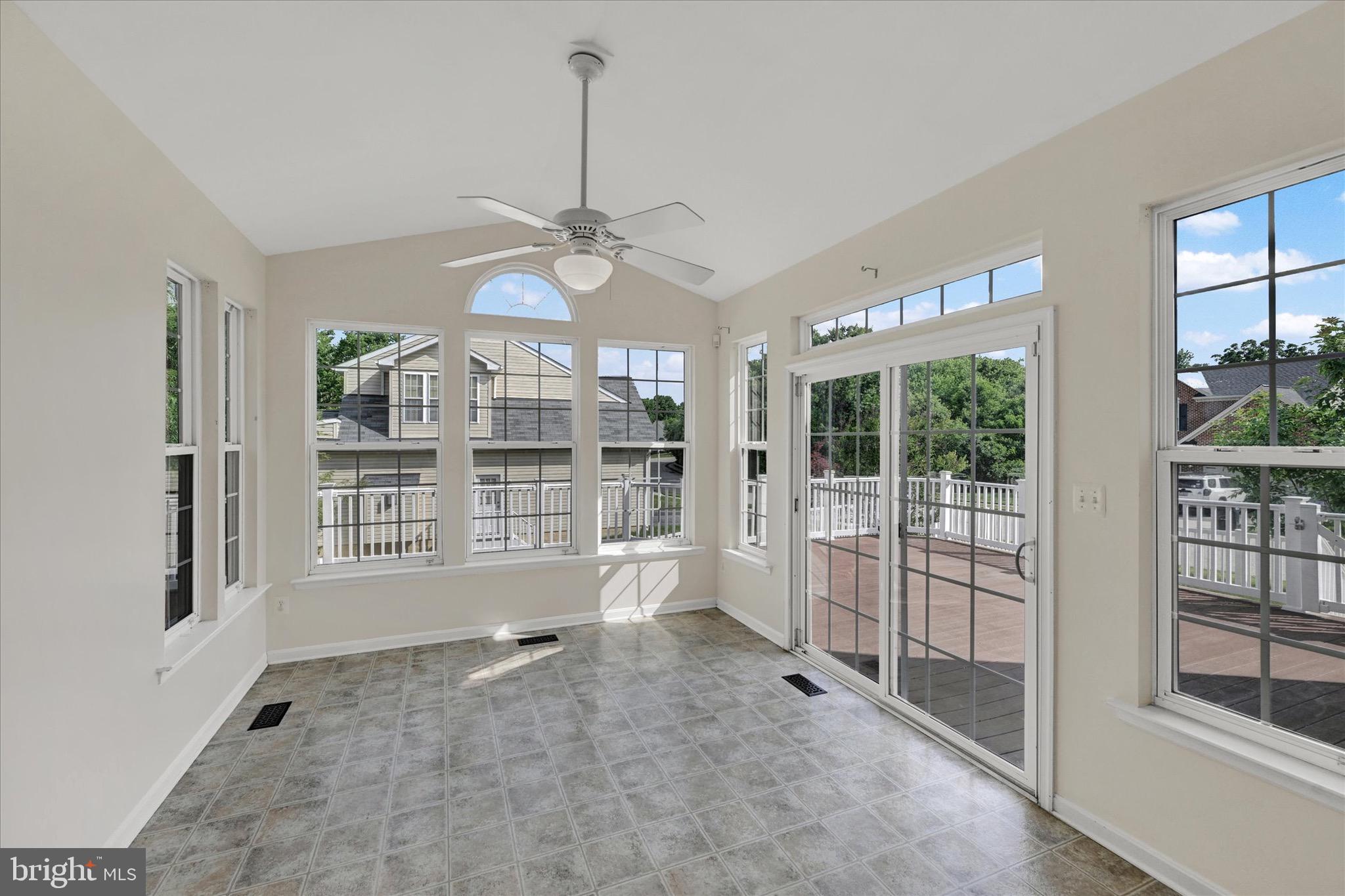 EAST VALLEY OAKS - Residential