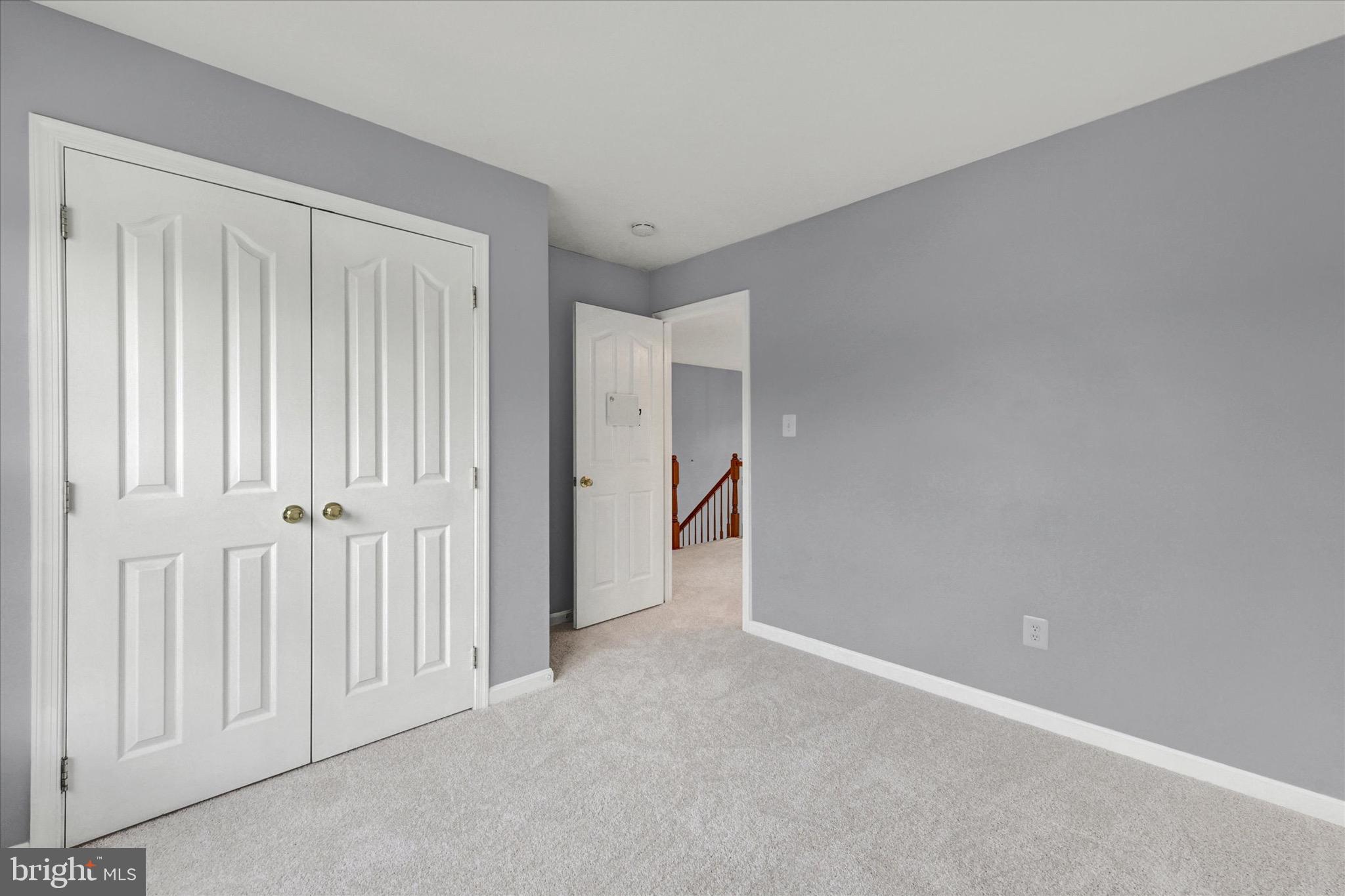 EAST VALLEY OAKS - Residential