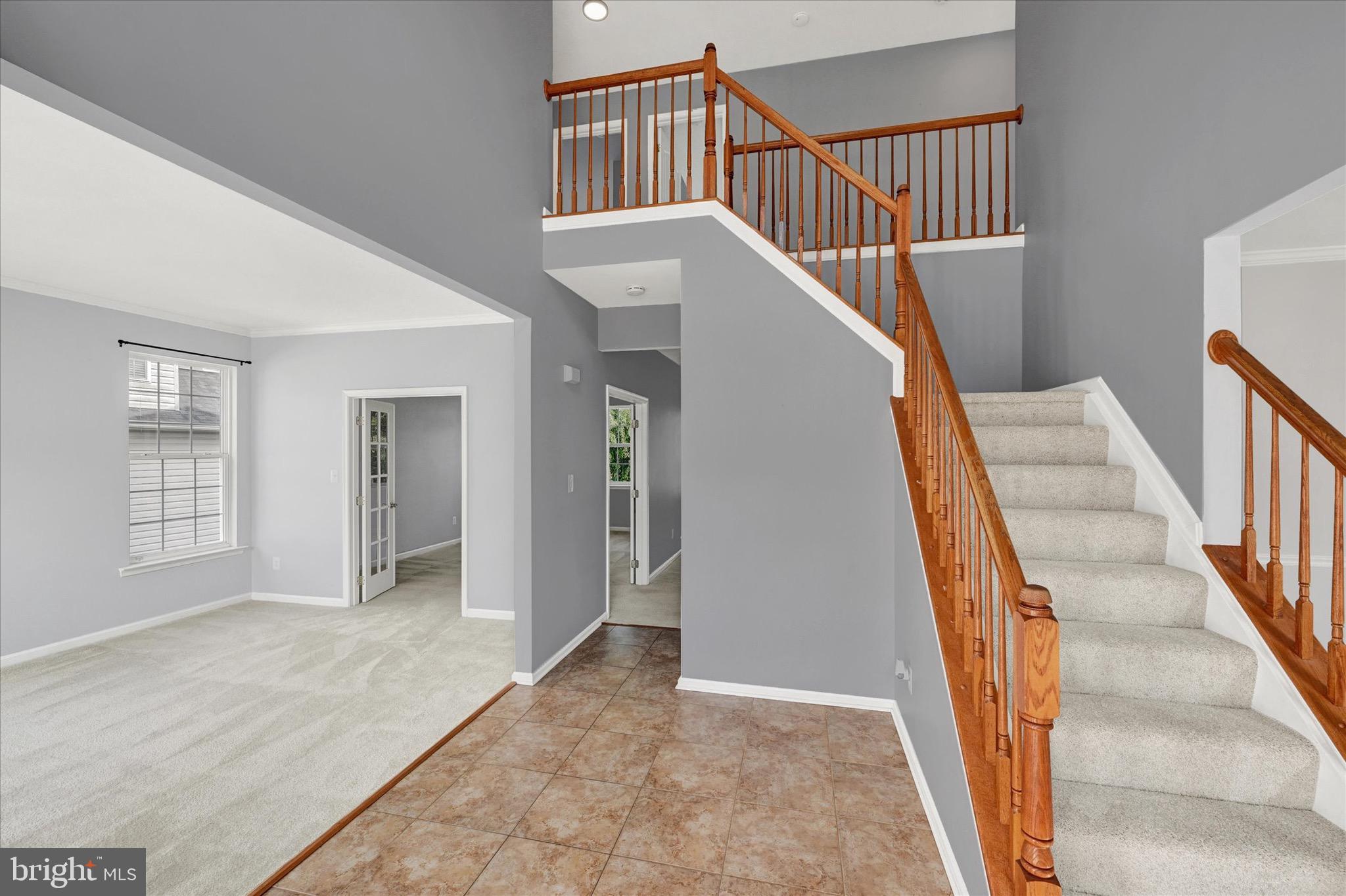 EAST VALLEY OAKS - Residential