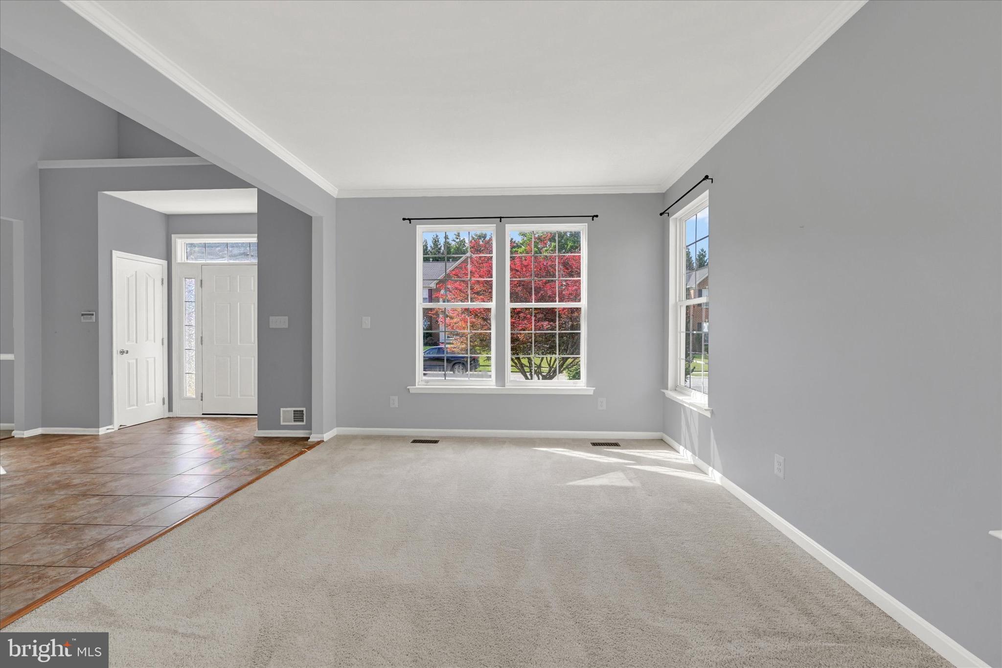 EAST VALLEY OAKS - Residential