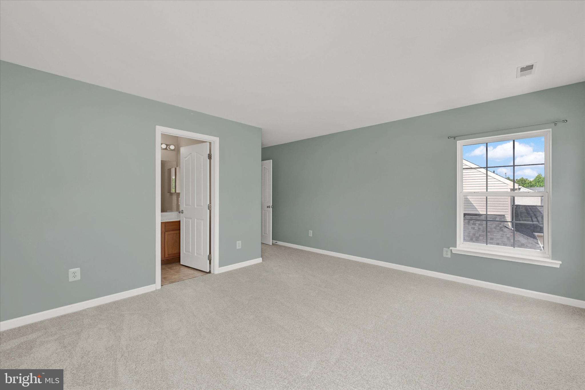 EAST VALLEY OAKS - Residential