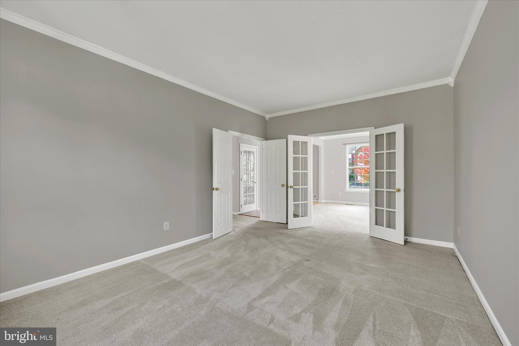 EAST VALLEY OAKS - Residential