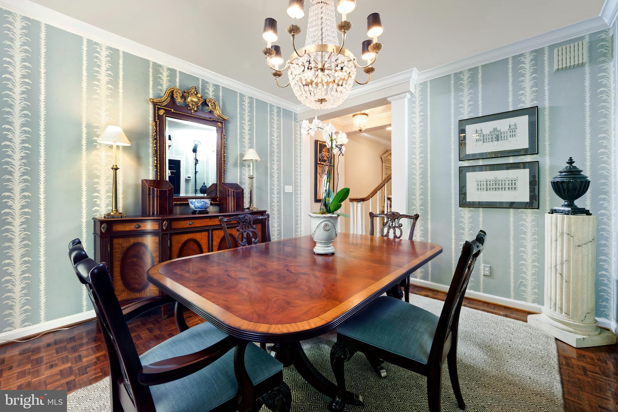 OLD TOWN ALEXANDRIA - Residential