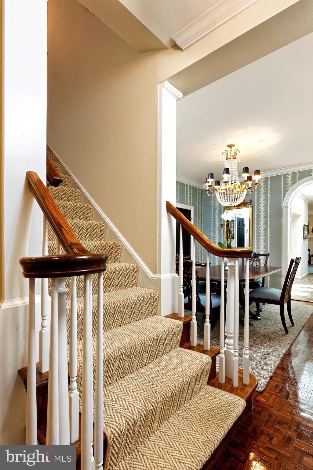 OLD TOWN ALEXANDRIA - Residential