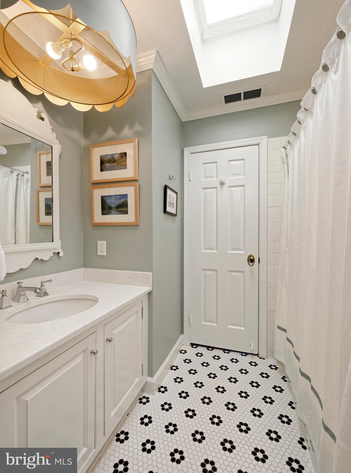 OLD TOWN ALEXANDRIA - Residential