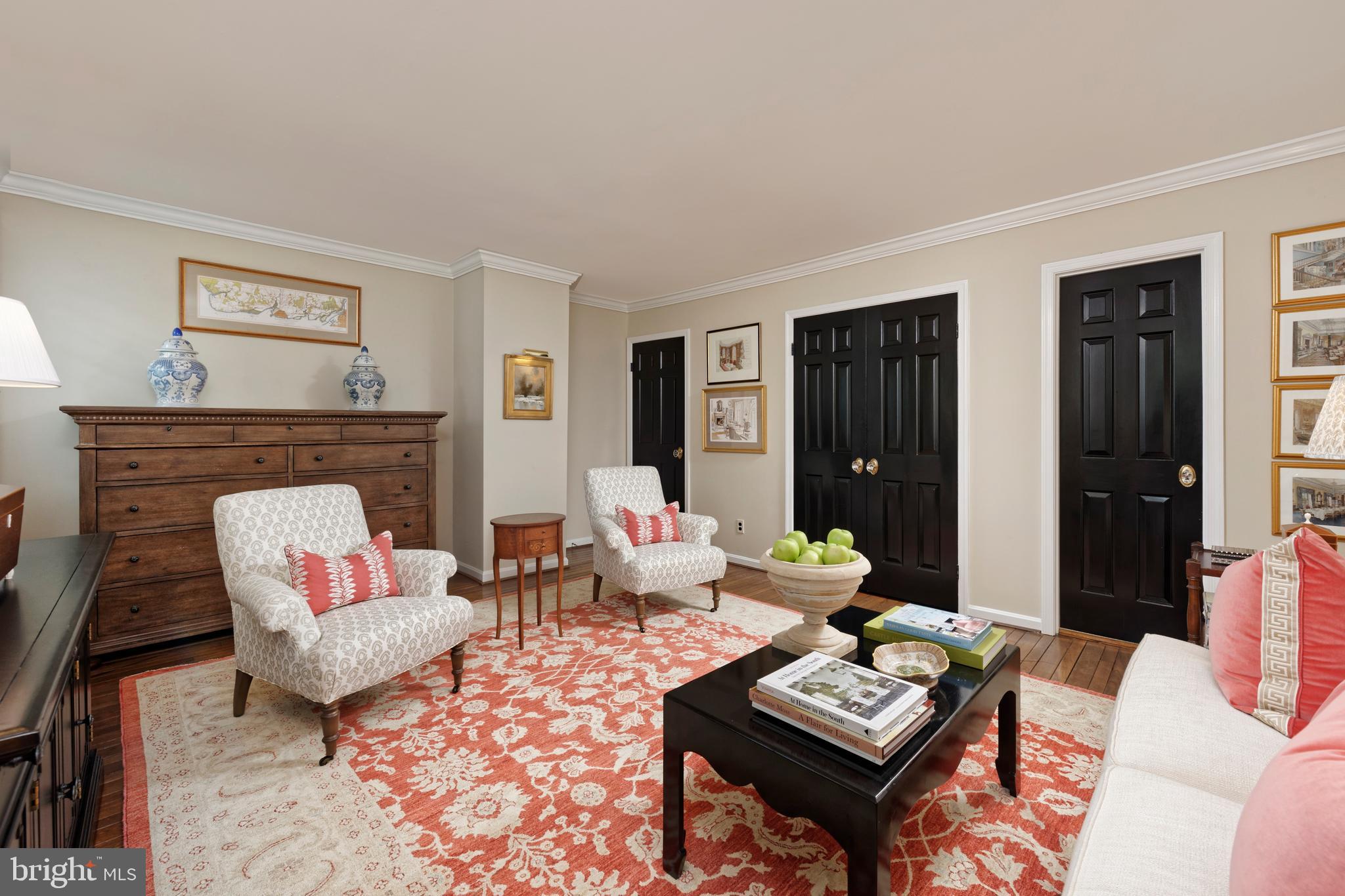 OLD TOWN ALEXANDRIA - Residential