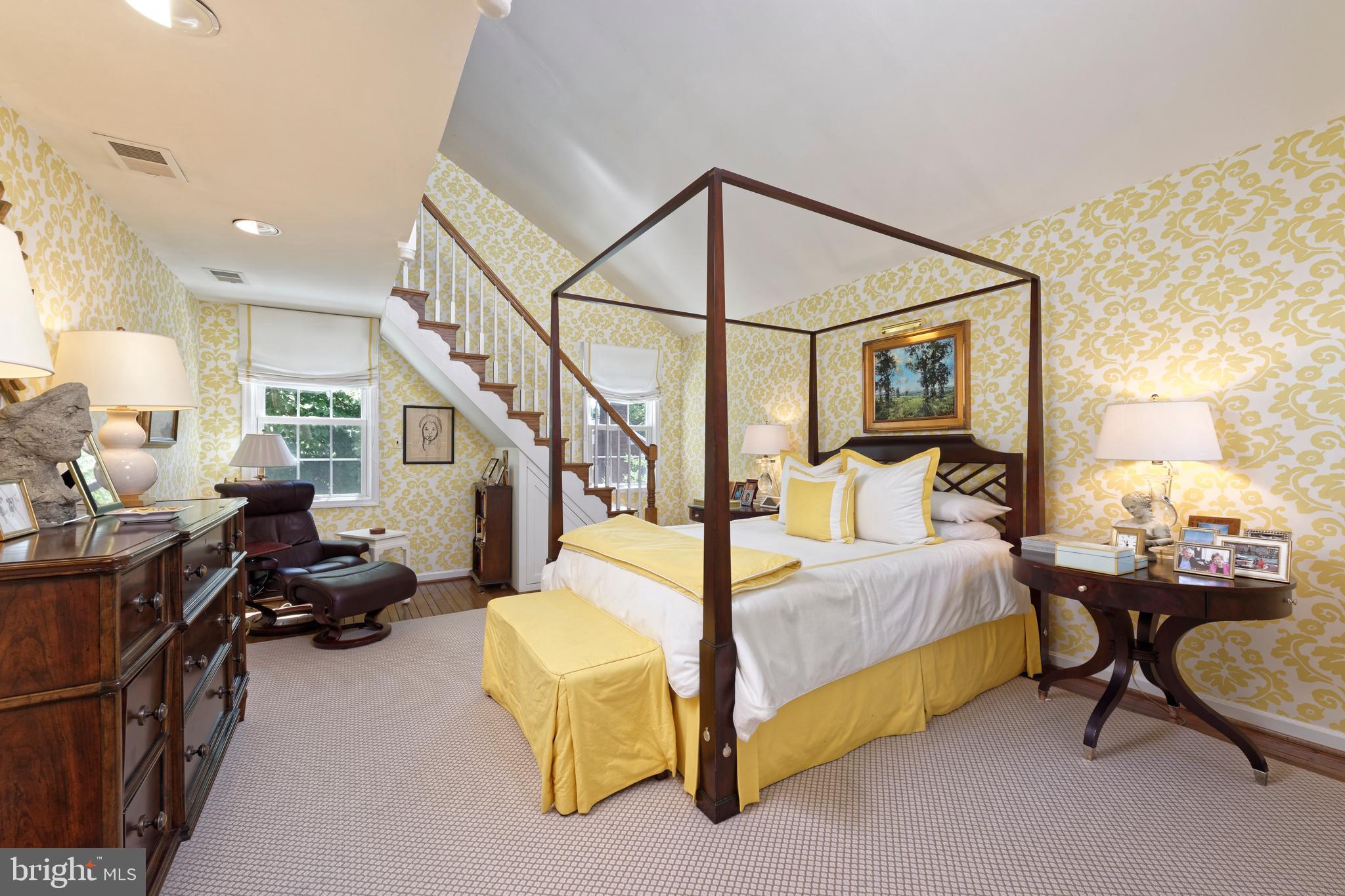 OLD TOWN ALEXANDRIA - Residential