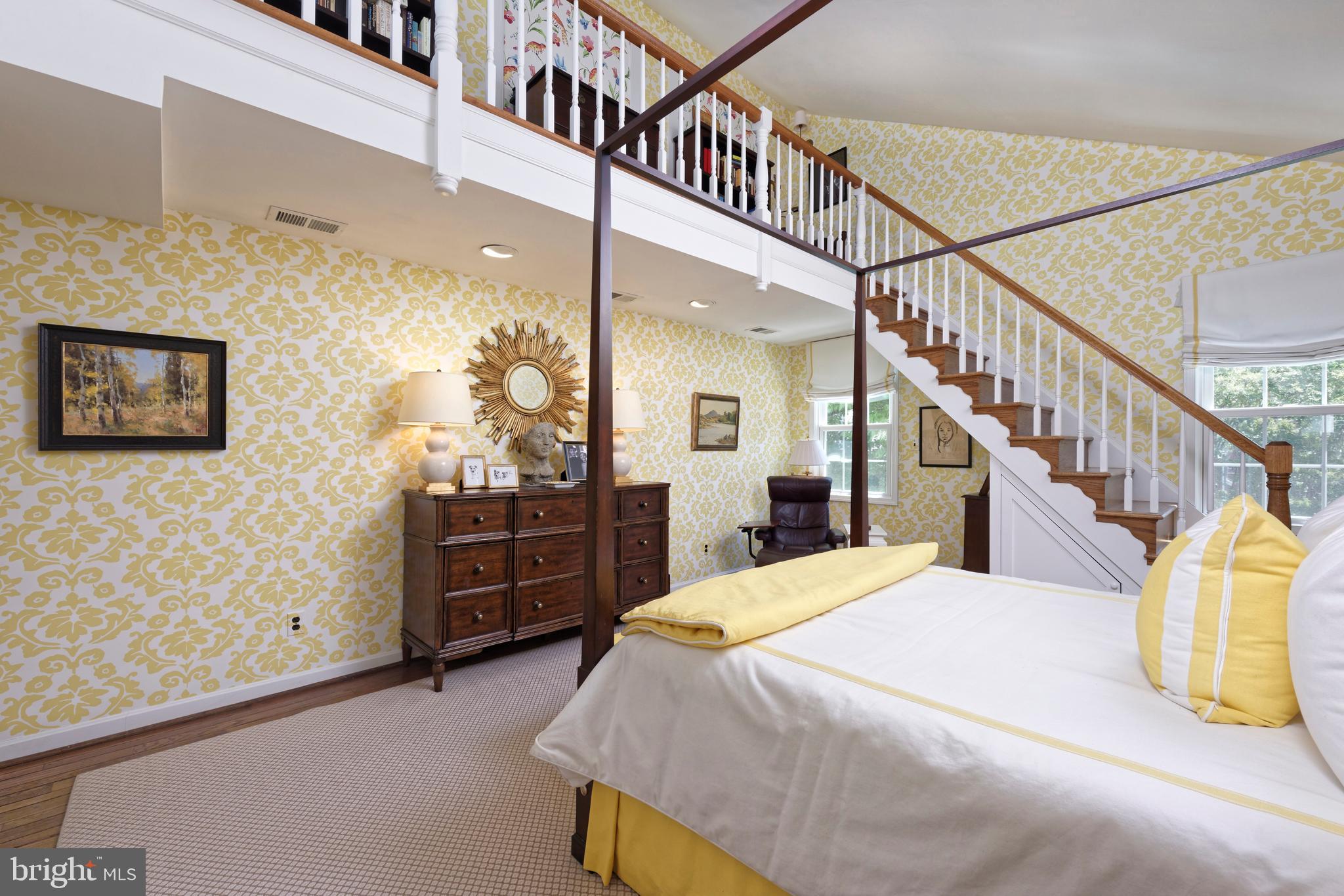 OLD TOWN ALEXANDRIA - Residential