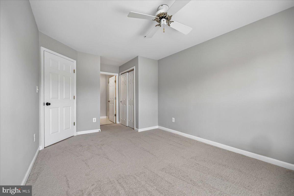 CLOVERLEAF CENTER - Residential