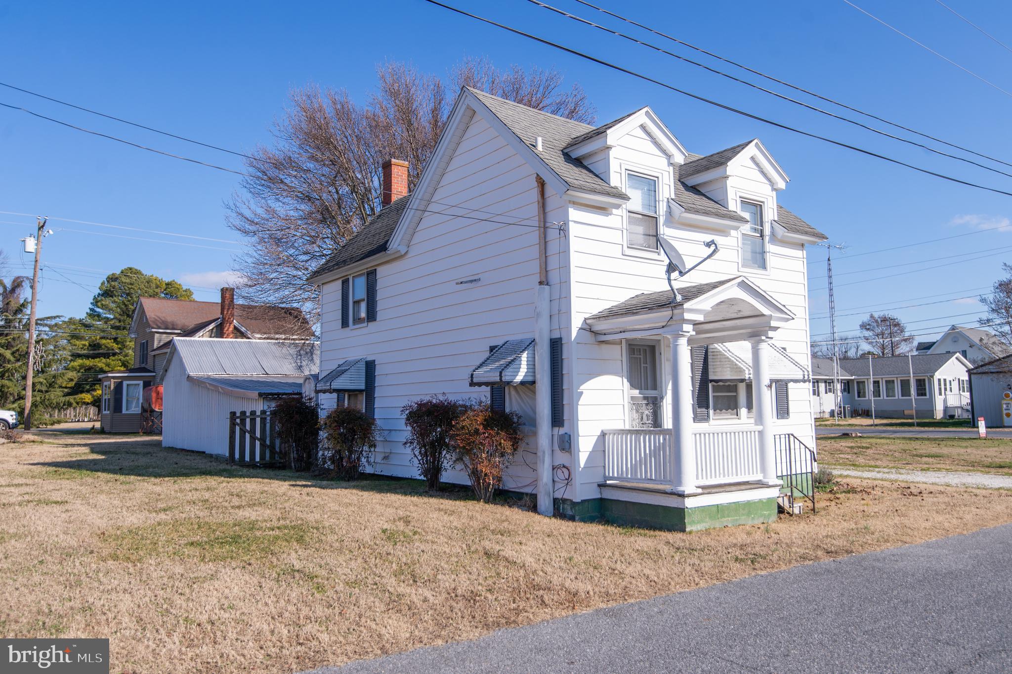 WARWICK SCHOOL DISTRICT!!! 2 bedroom 1 bath home near the Secretary Boat Ramp. This home is being sold "AS IS" but should pass all types of financing. This one will not last long!!!