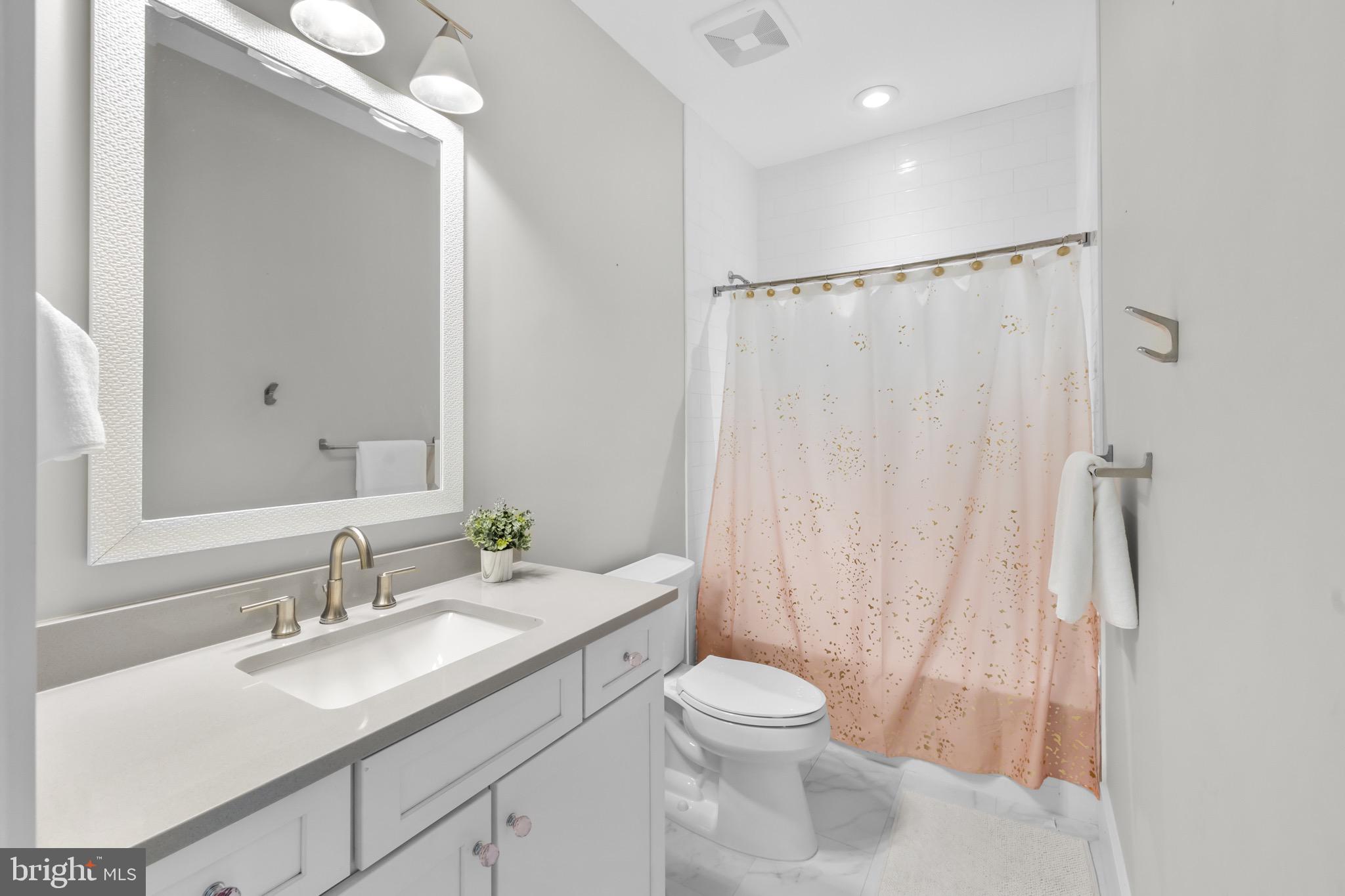 WESTBRIAR COUNTRY CLUB HILLS - Residential