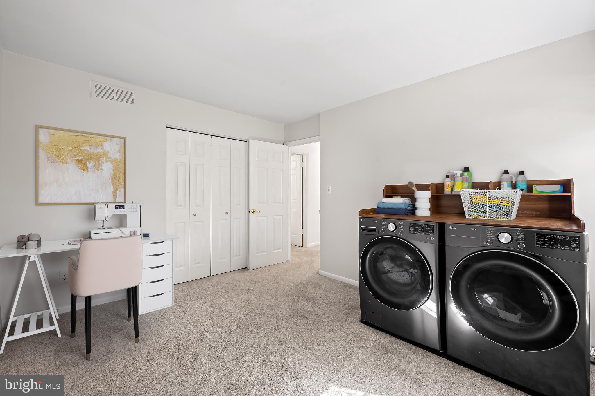 SPRINGDALE - Residential