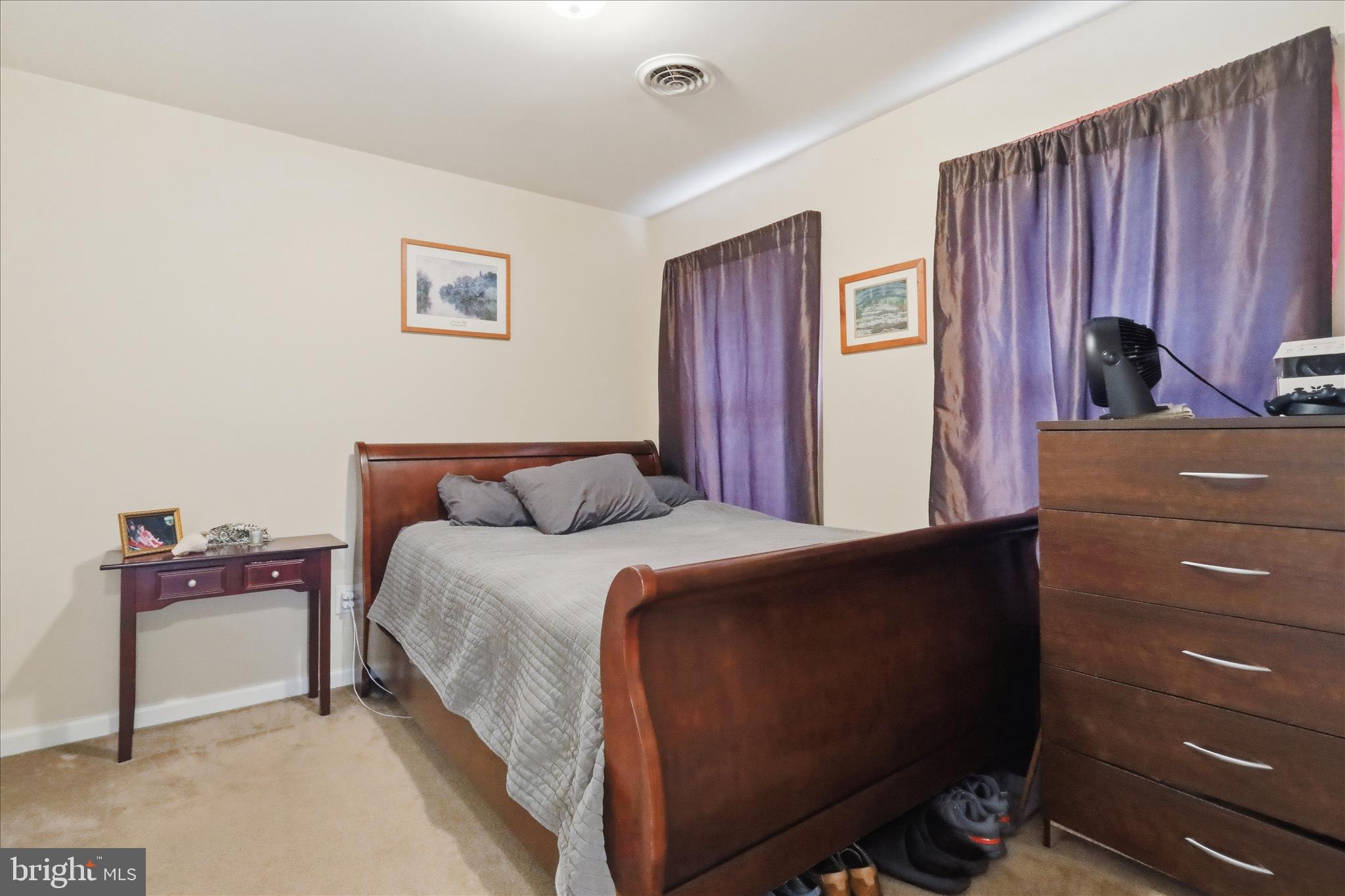 CRESTFIELD - Residential