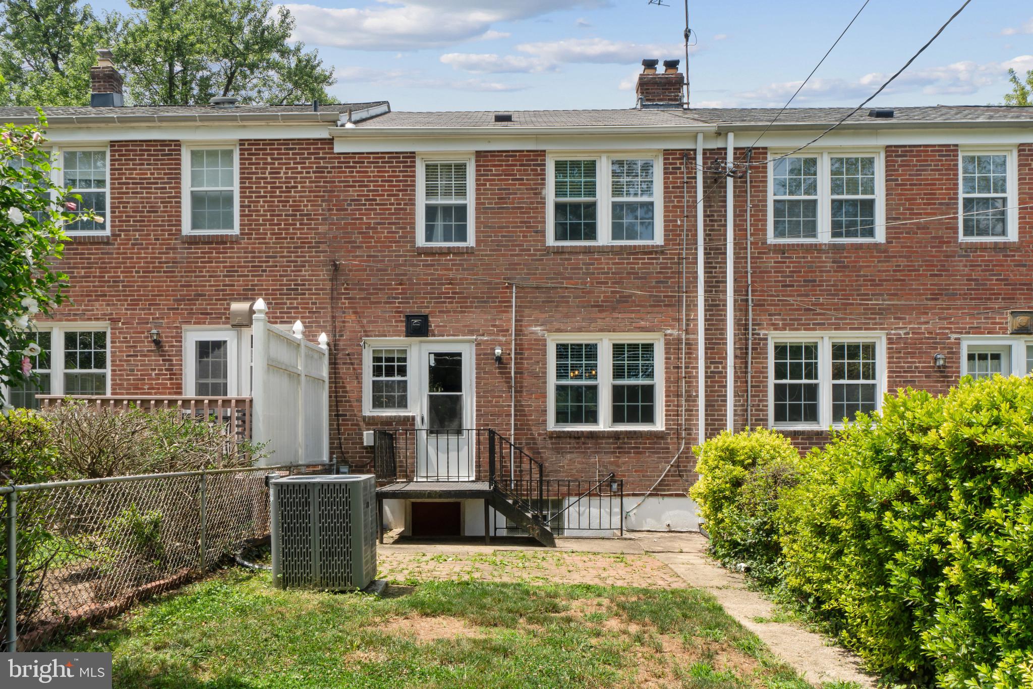 RODGERS FORGE - Residential