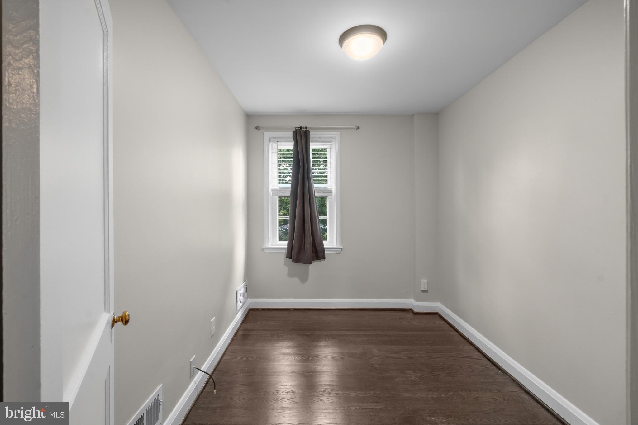 RODGERS FORGE - Residential