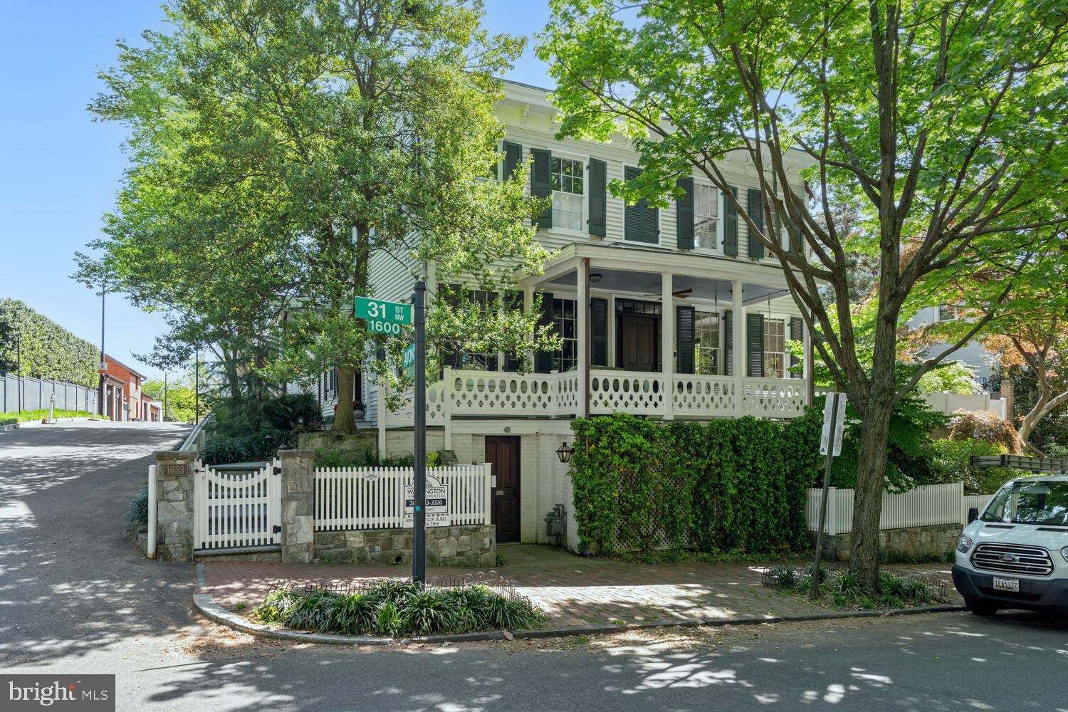 GEORGETOWN - Residential