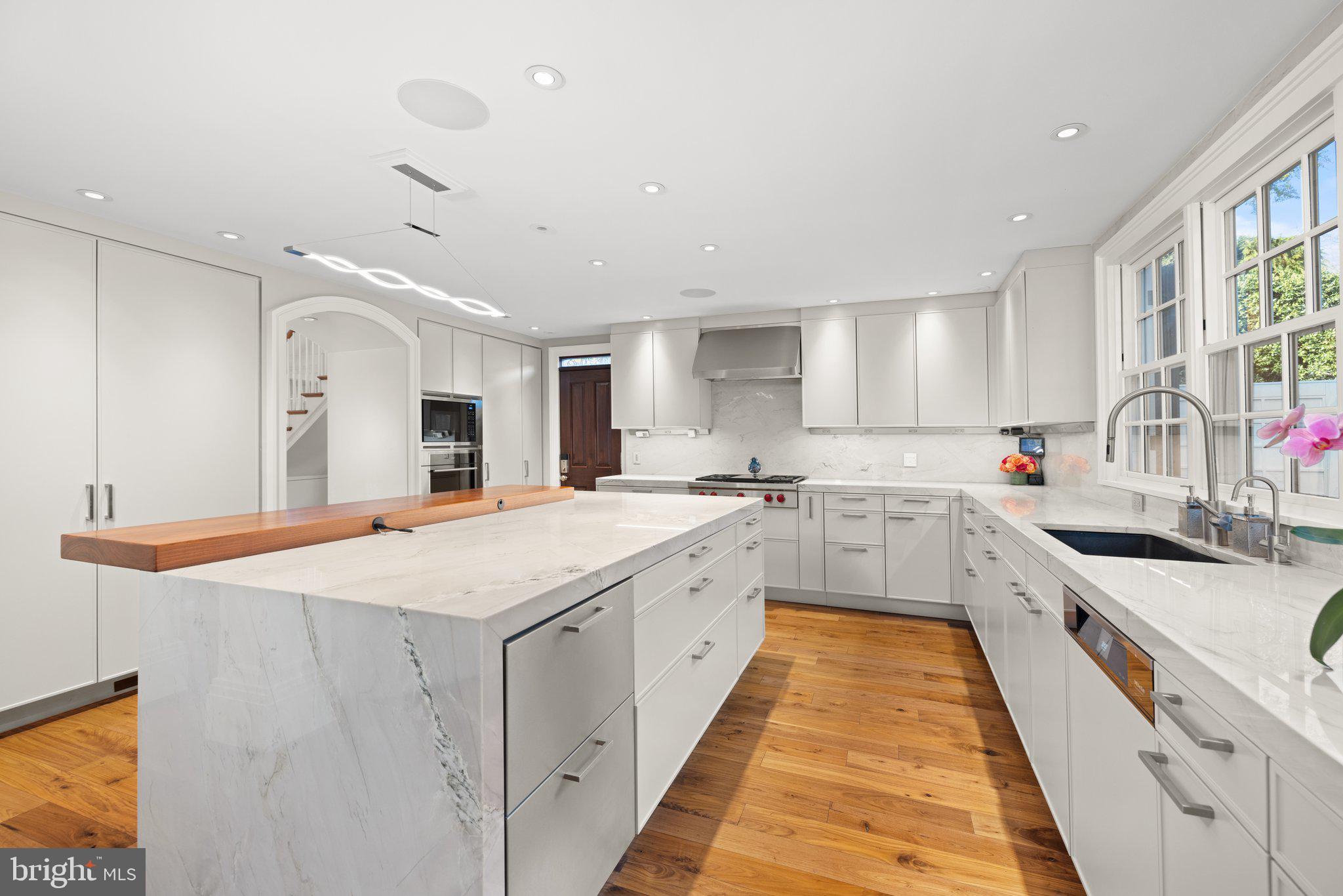 GEORGETOWN - Residential