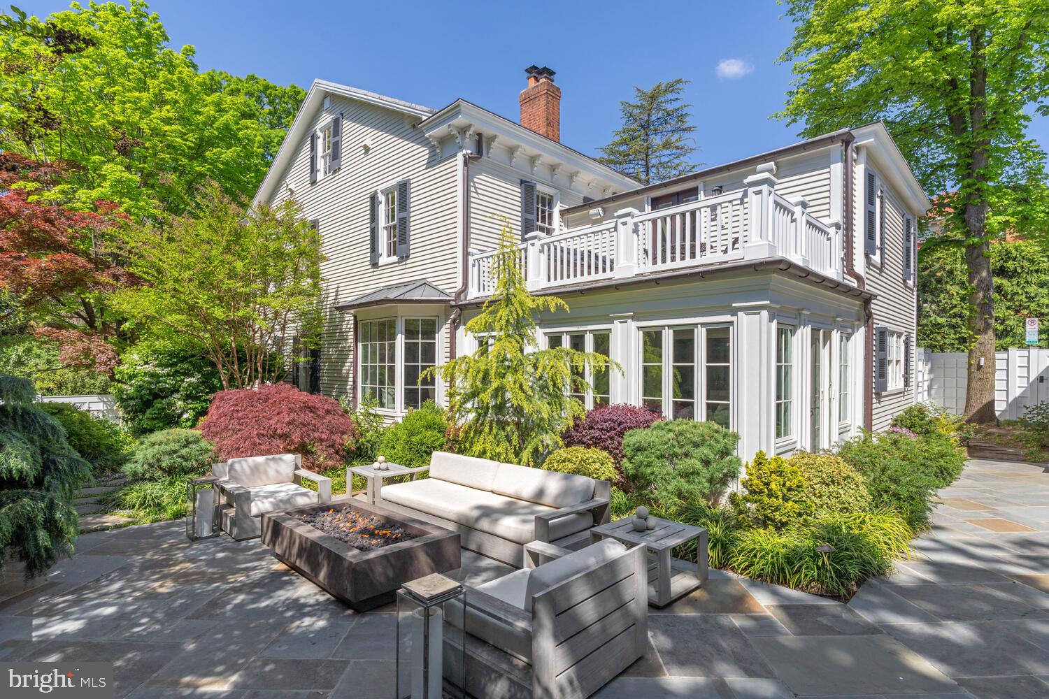 GEORGETOWN - Residential
