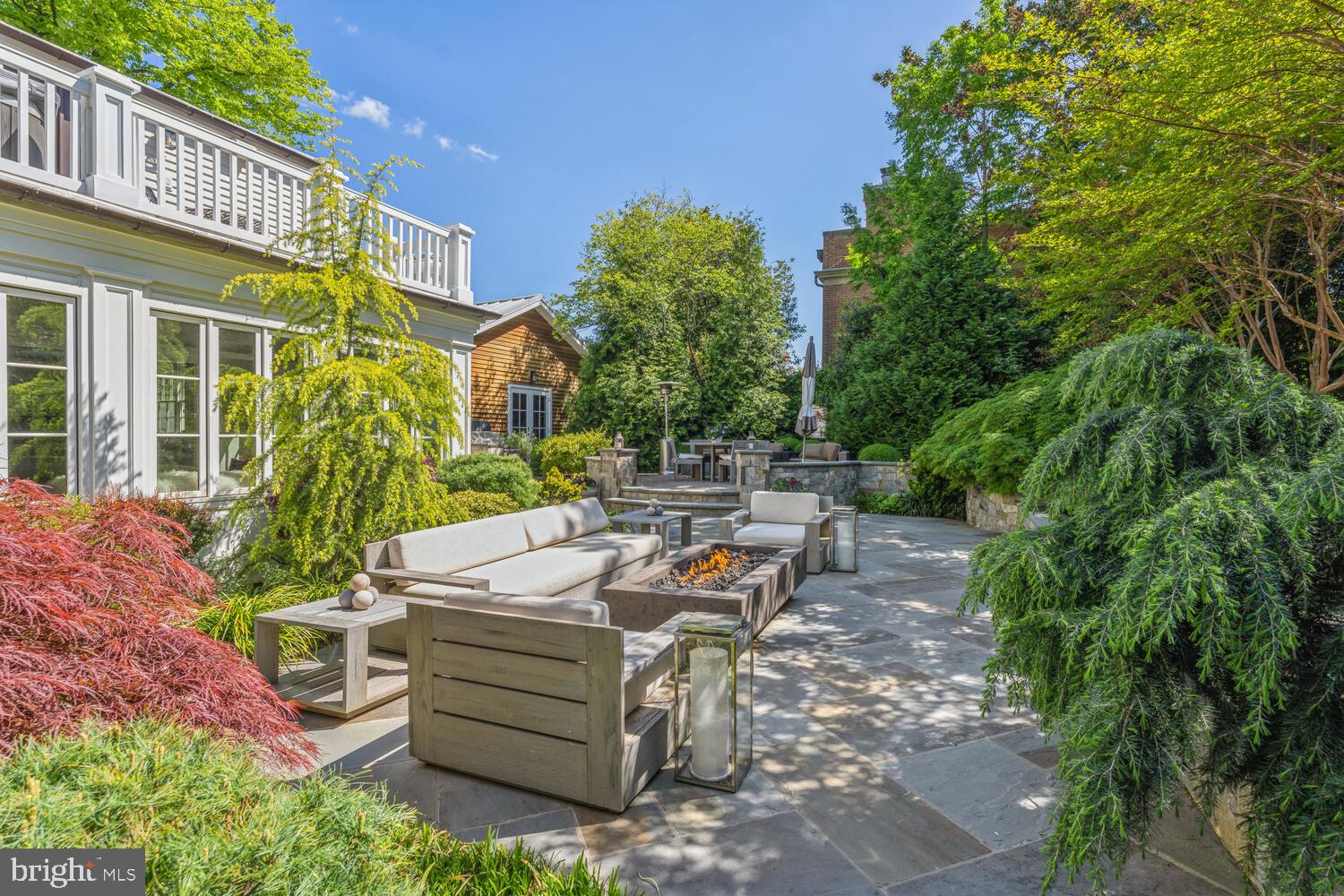 GEORGETOWN - Residential