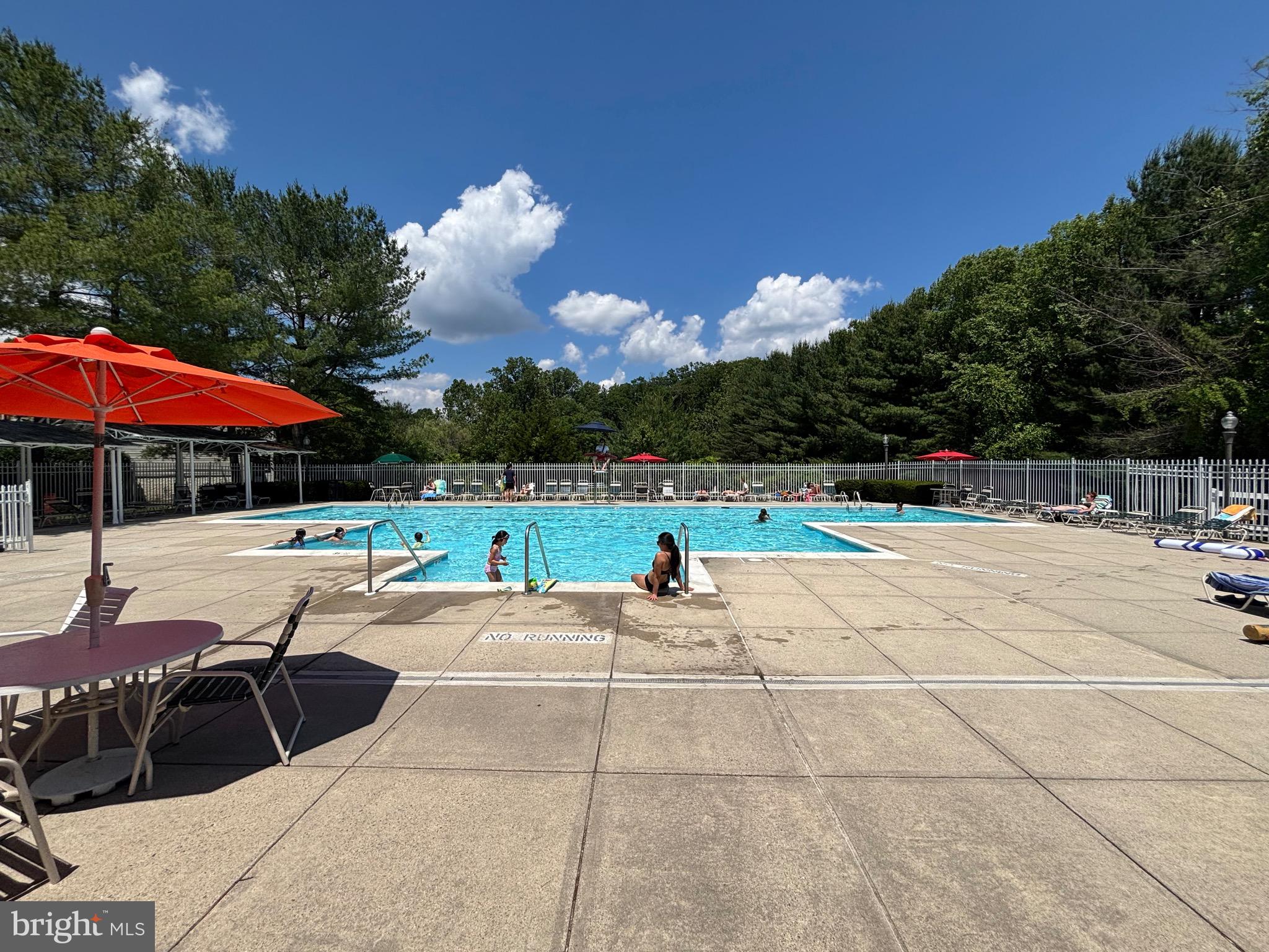 OWINGS MILLS NEWTOWN - Residential