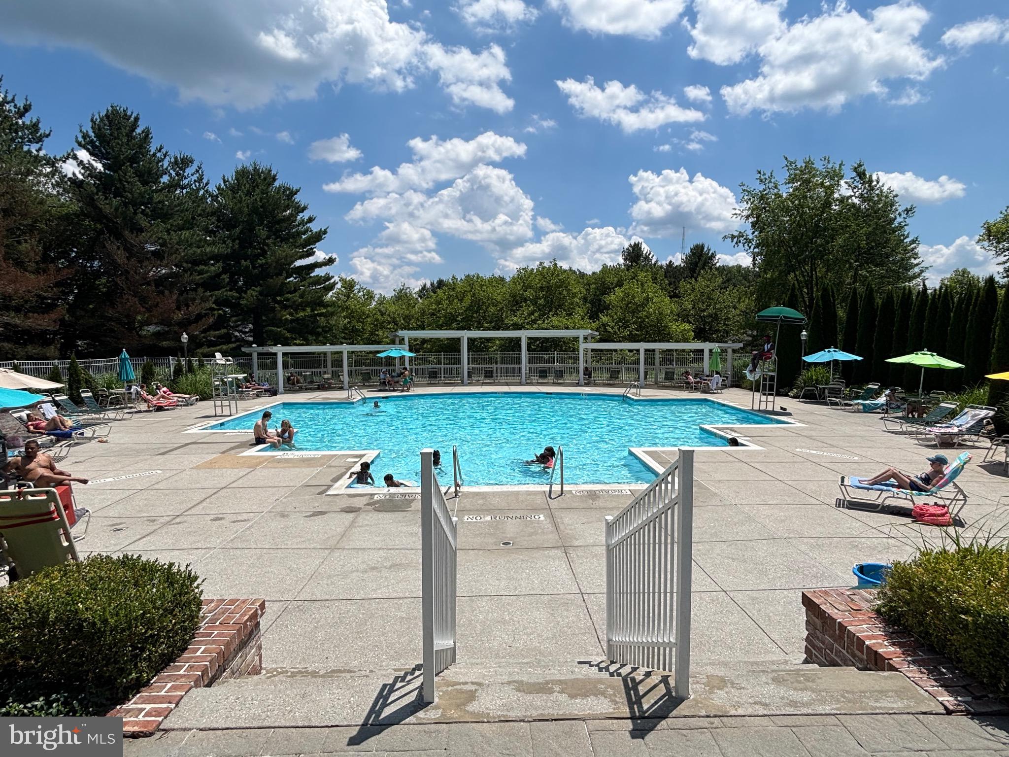 OWINGS MILLS NEWTOWN - Residential