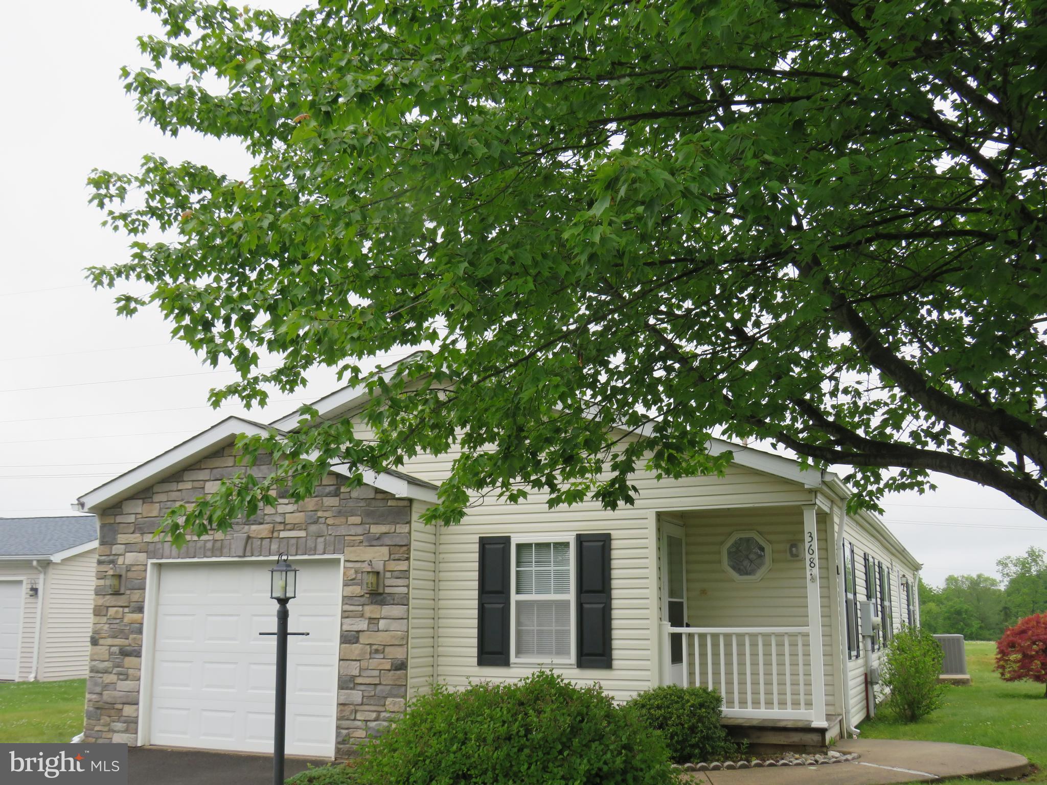 BUCKINGHAM SPRINGS - Residential