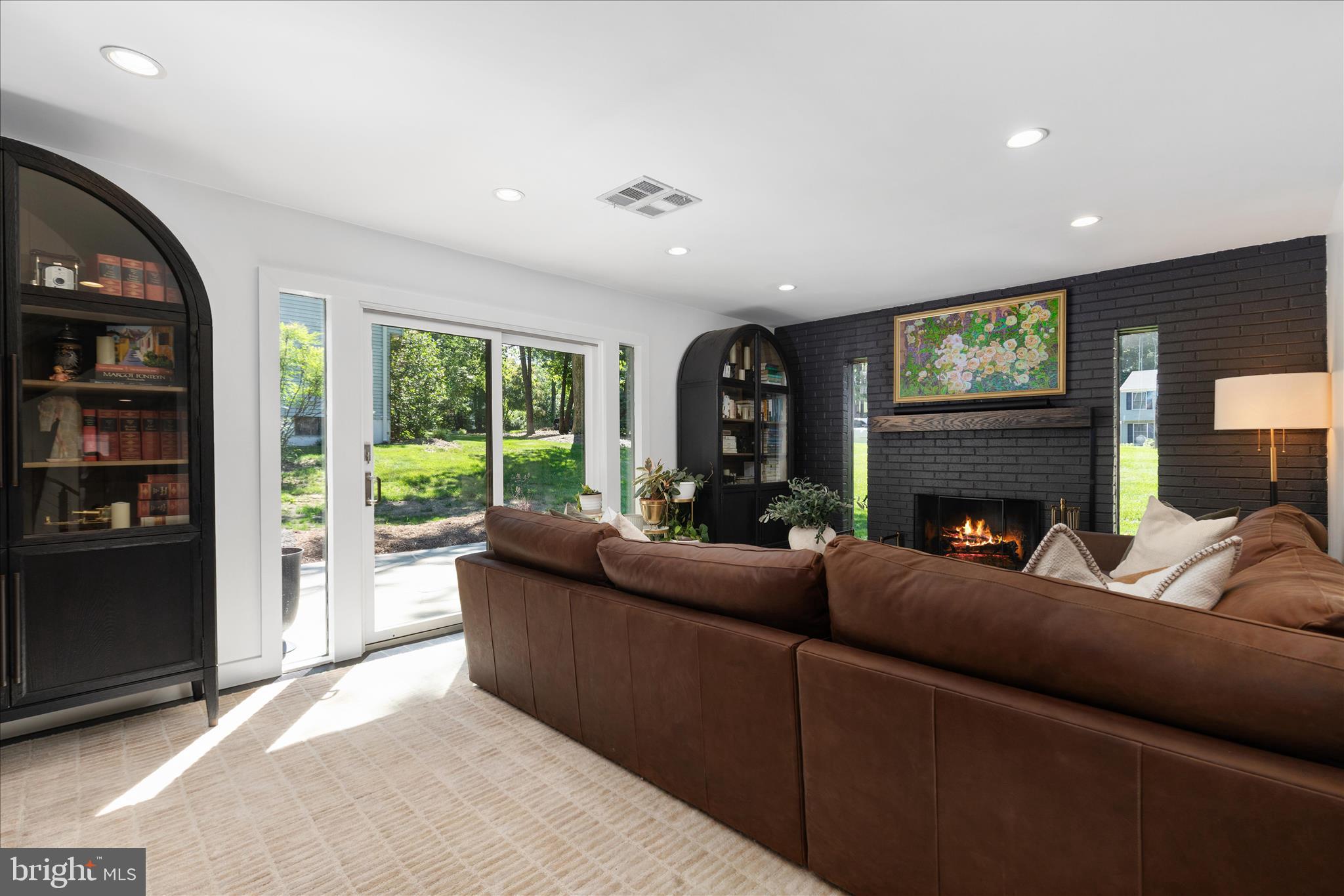 RESTON - Residential