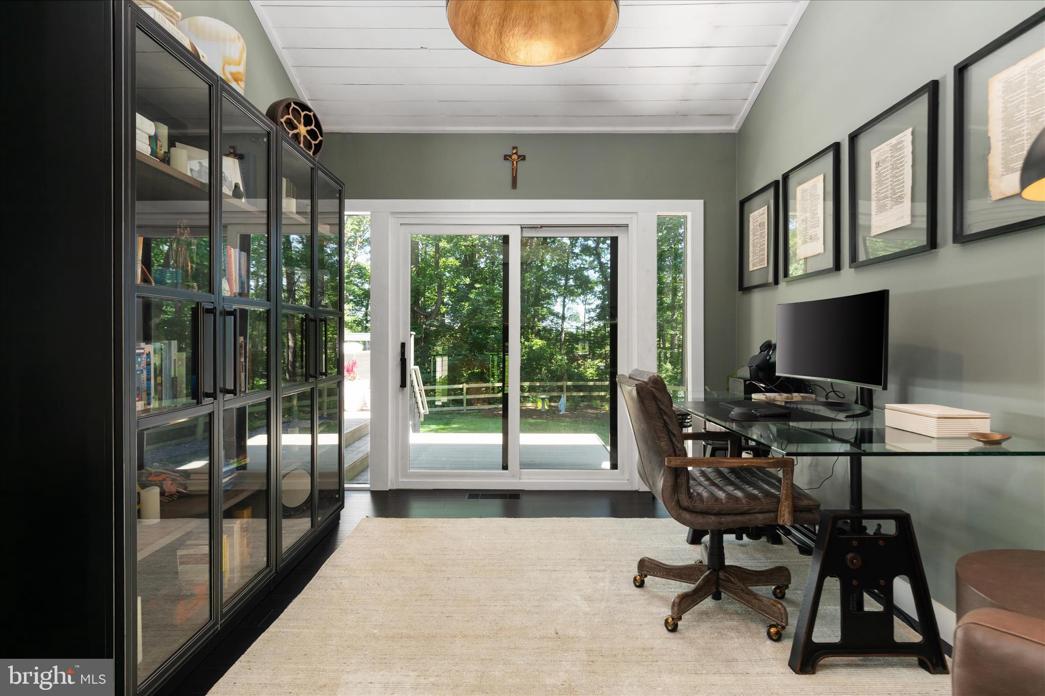 RESTON - Residential