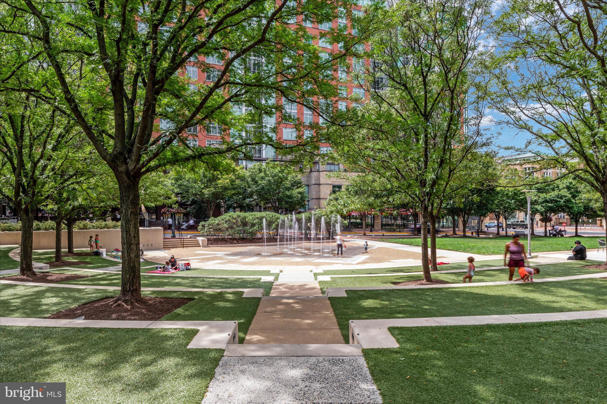 RESTON - Residential