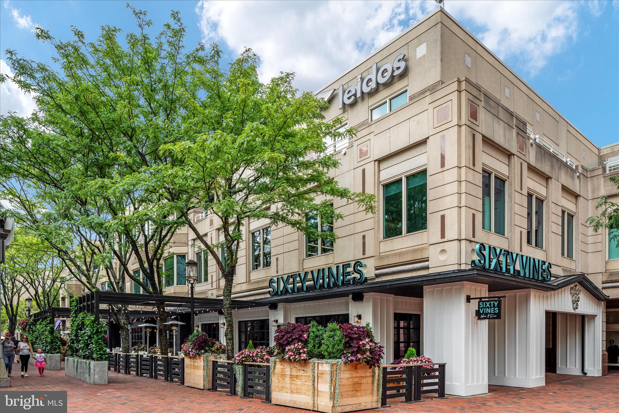 RESTON - Residential