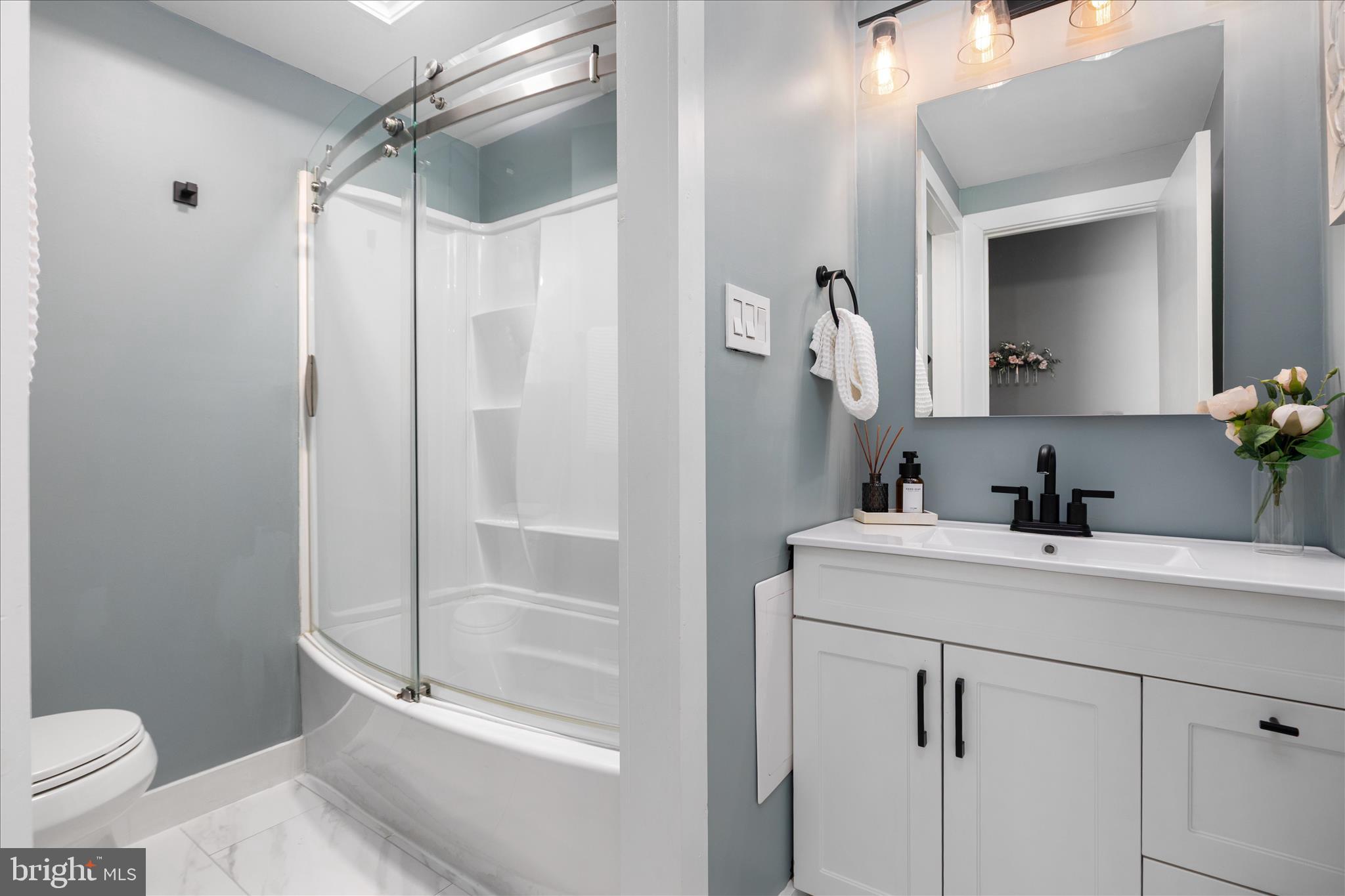 RESTON - Residential