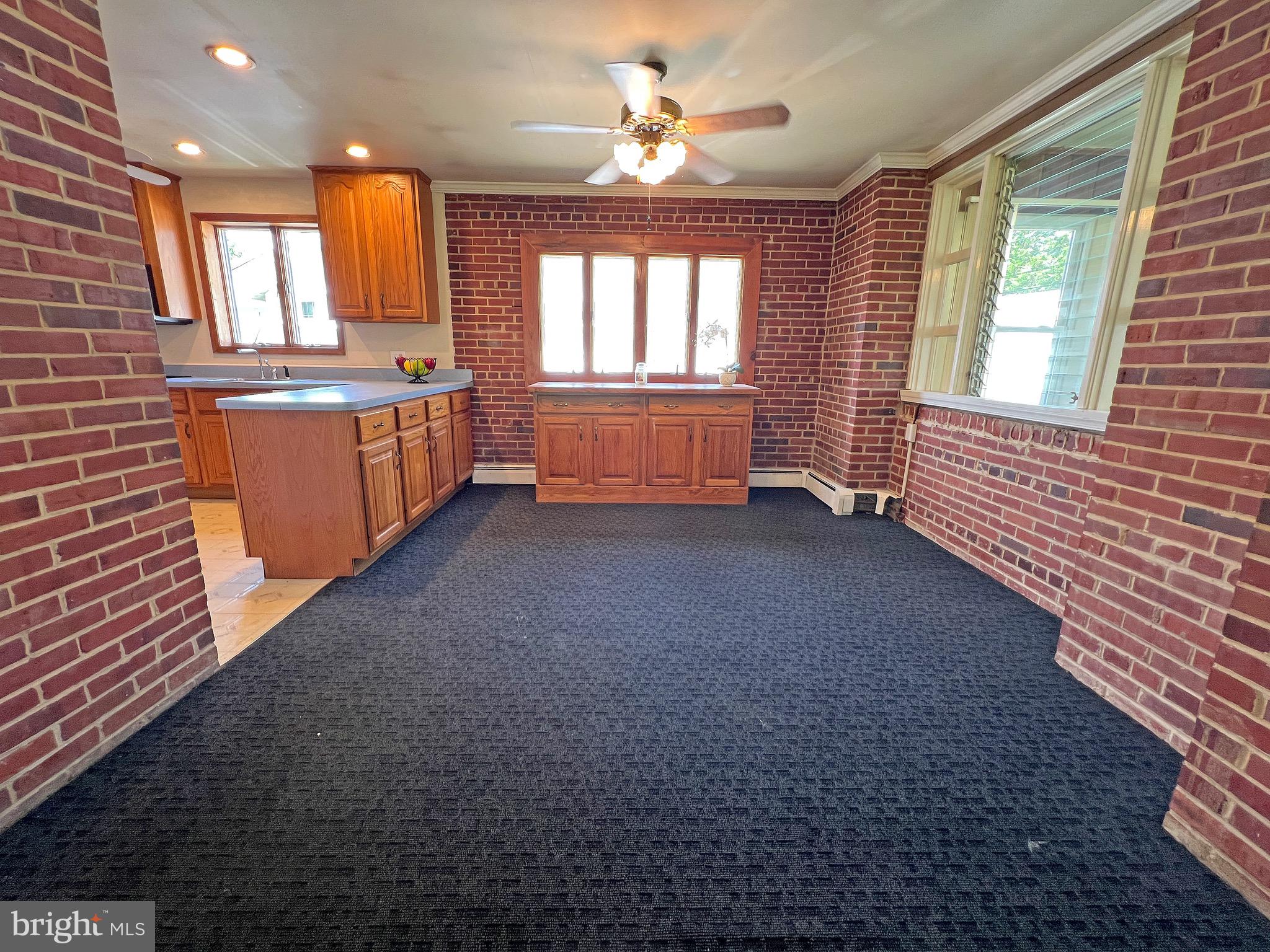 HACKS POINT - Residential