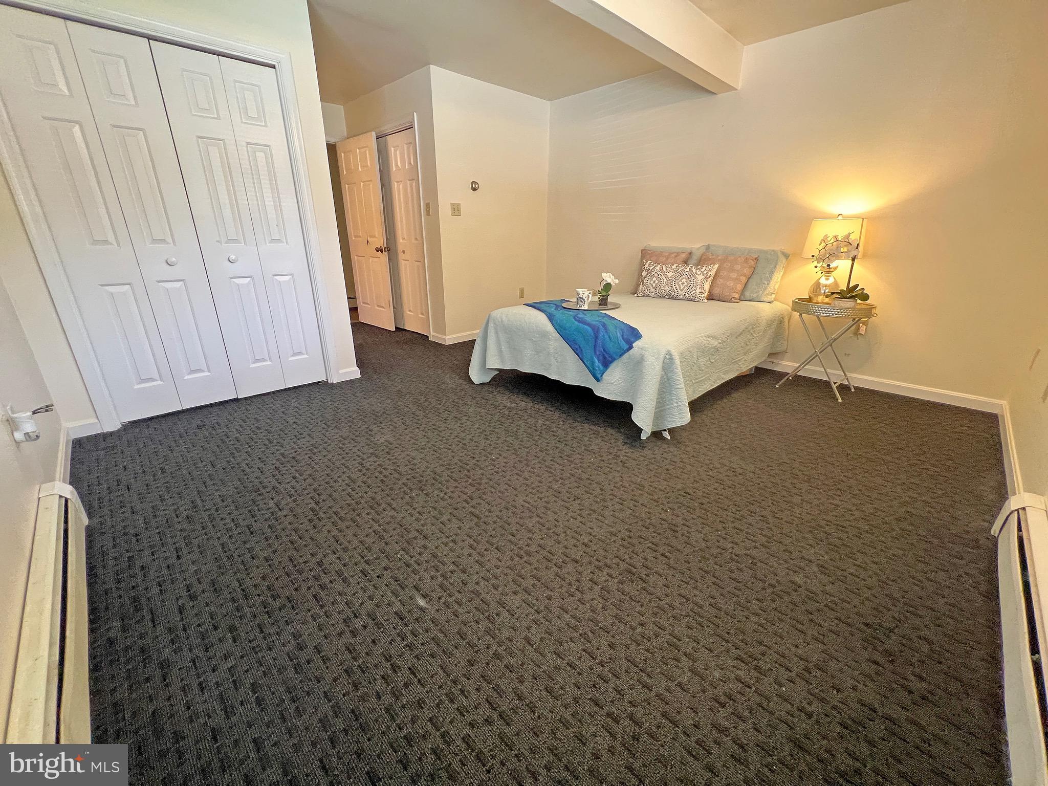 HACKS POINT - Residential