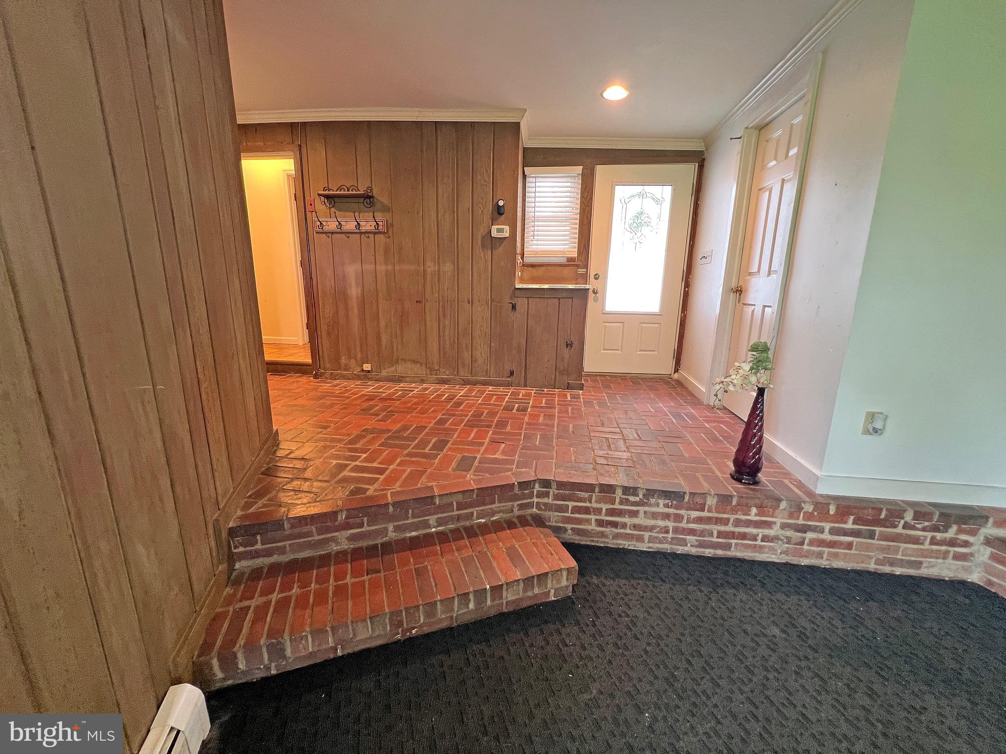 HACKS POINT - Residential