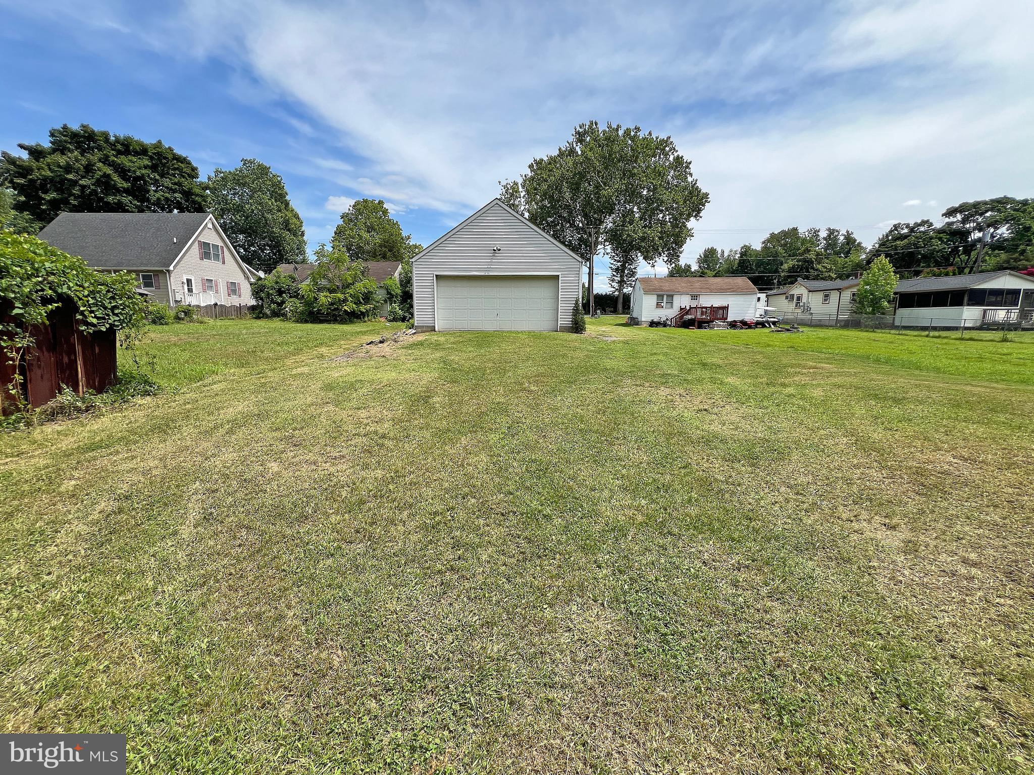 HACKS POINT - Residential