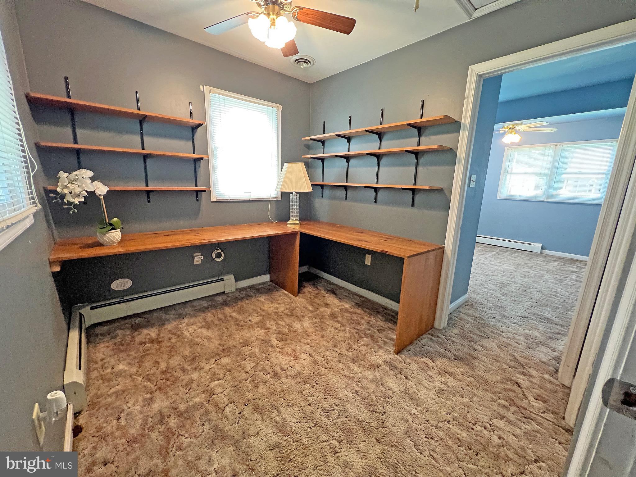 HACKS POINT - Residential